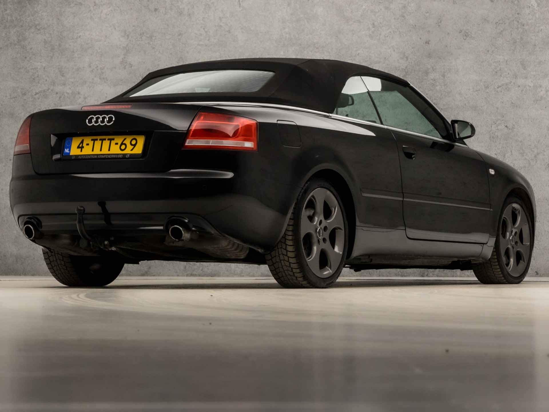 Audi A4 Cabriolet 2.0 TFSI 200Pk Automaat (YOUNGTIMER, CLIMATE, STOELVERWARMING, LEDEREN SPORTSTOELEN, LM VELGEN, PARKEERSENSOREN, ARMSTEUN, NIEUWE APK, NIEUWSTAAT) - 5/26