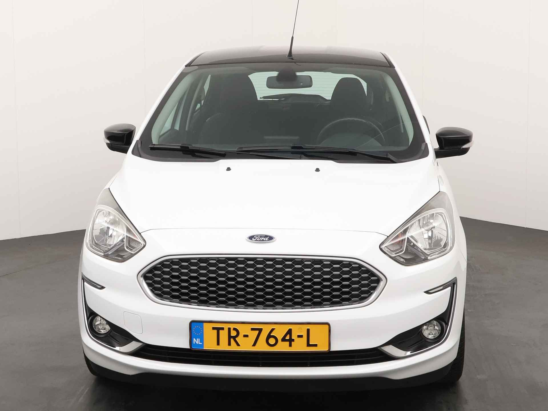 Ford Ka+ 1.2 Trend Ultimate | Full Options!! | Apple carplay | Parkeersens. Achter | 15" LM | Winterpack | - 8/20