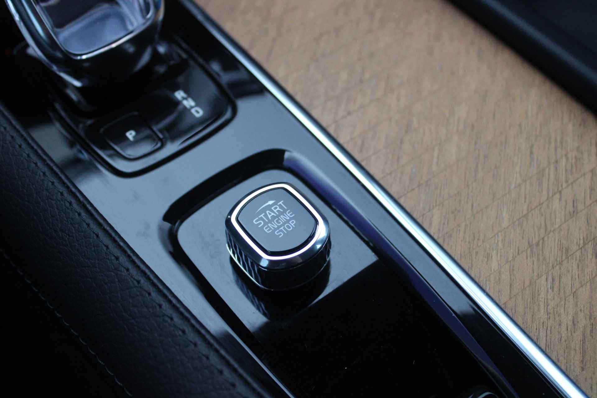 Volvo XC90 T8 Recharge AWD Inscription | Long Range | 20'' | Adaptieve cruise | BLIS | DAB | Leder dashboard | Camera | 2x memory-seat - 19/33