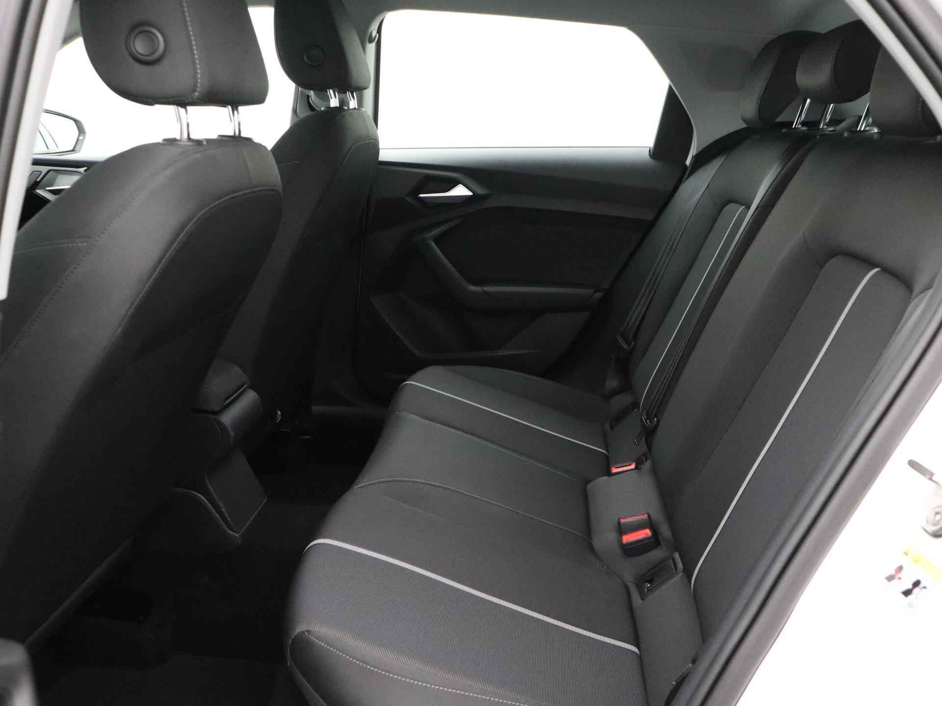 Audi A1 Sportback 25 TFSI Pro Line | Carplay | Climate Control | Cruise Control | Telefoonvoorbereiding - 11/30
