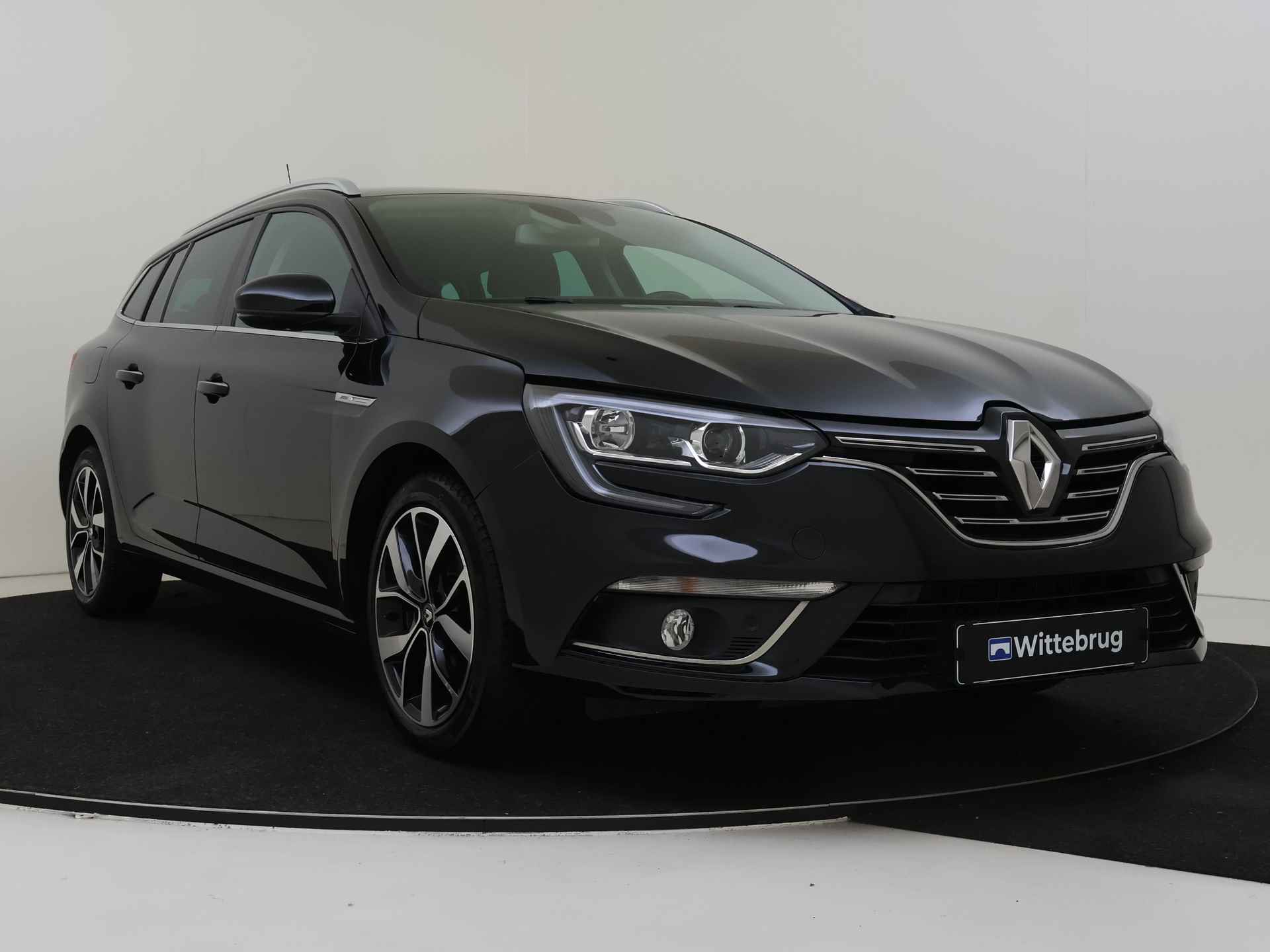 Renault Mégane Estate 1.3 TCe Bose 140 pk | Navigatie | Climate Control | Camera - 4/34