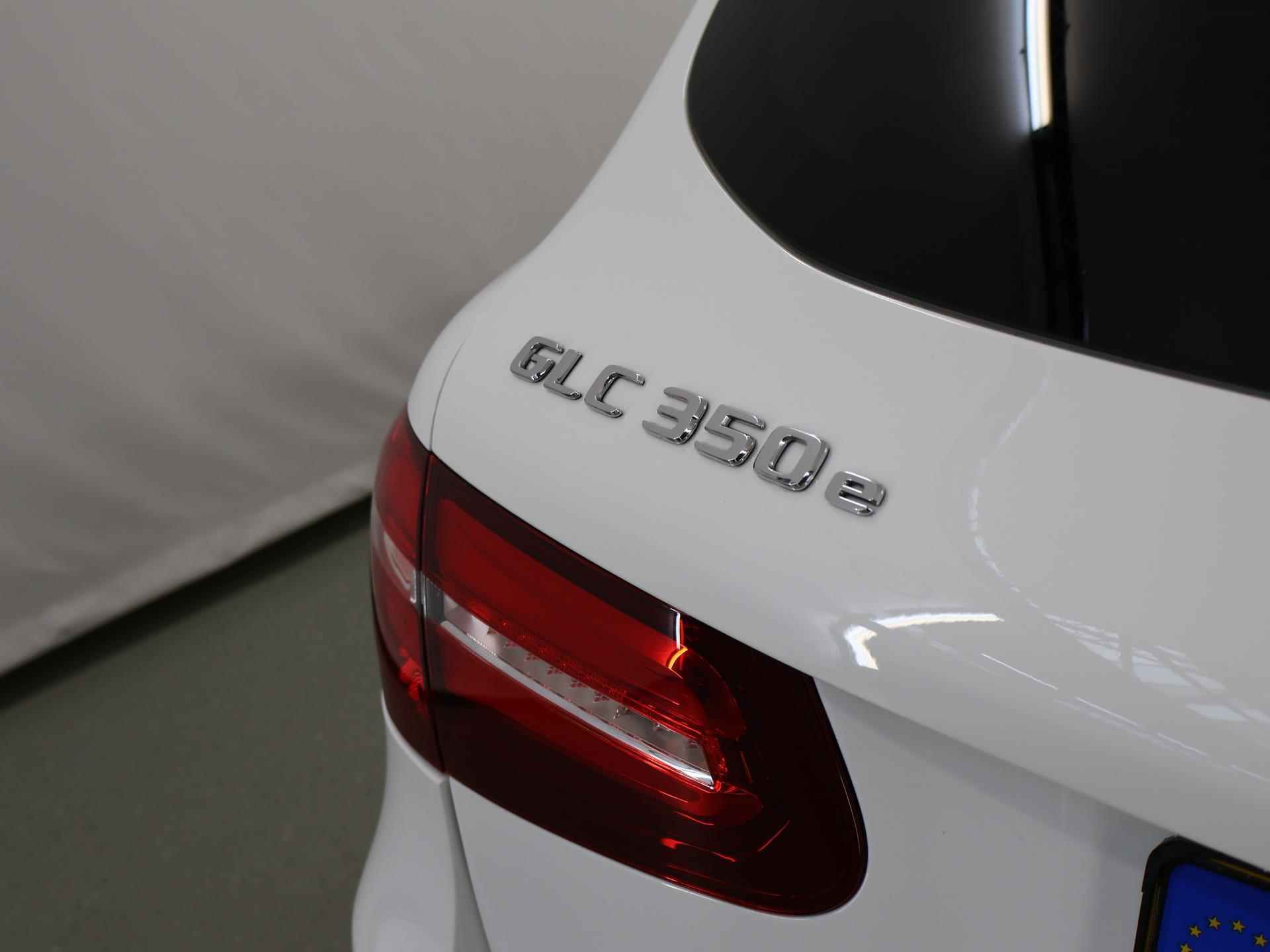 Mercedes-Benz GLC-klasse 350e 4MATIC Exclusive | Panoramadak | Trekhaak | Keyless Go | Dodehoekassistent | Stoelverwarming | Burmester Sound | Achteruitrijcamera | - 45/49