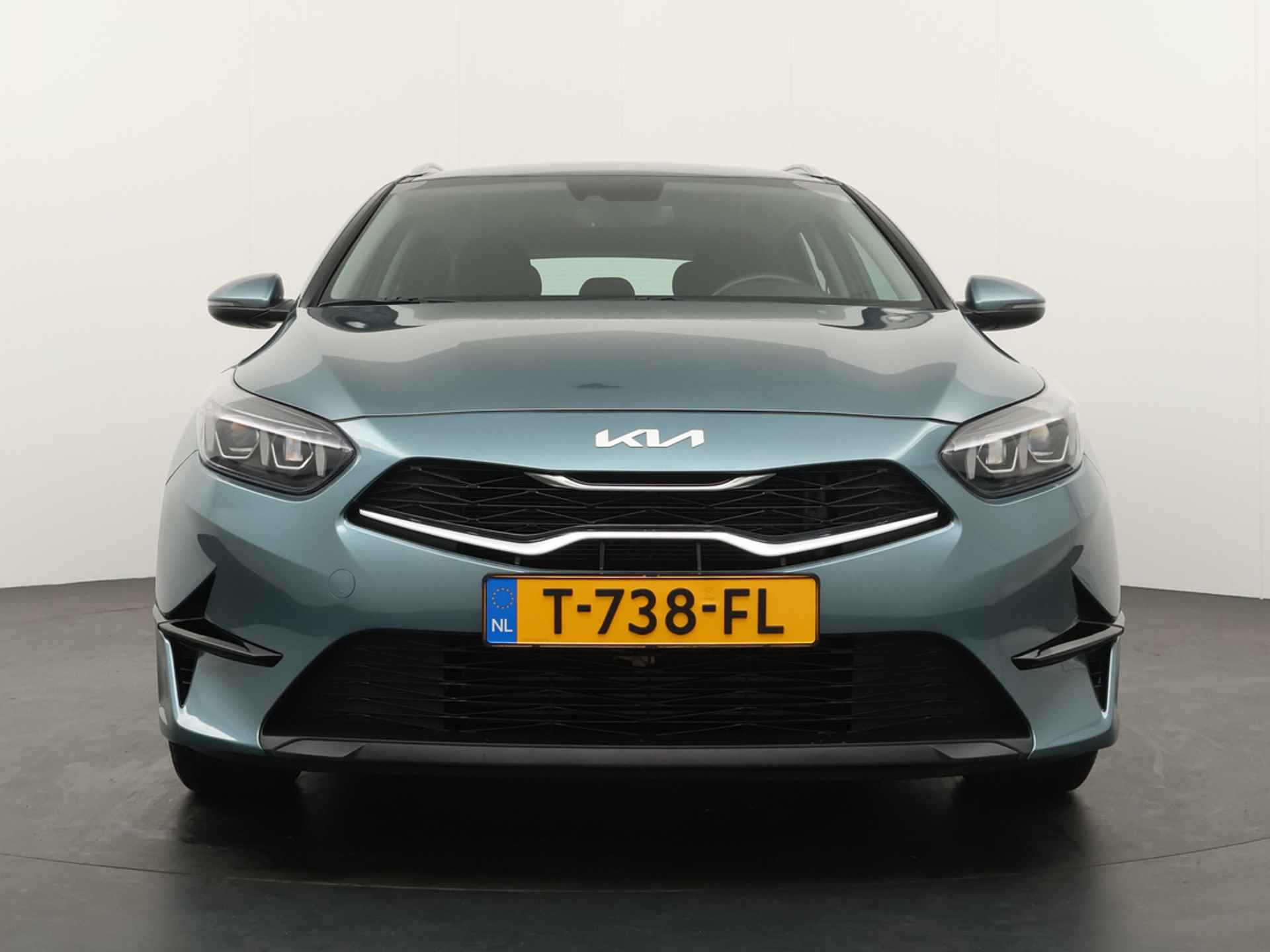 Kia Ceed Sportswagon 1.0 T-GDi DynamicLine - Navigatie - Cruise Control - Climate Control - LED Koplampen - Lichtmetalen Velgen - Fabrieksgarantie Tot 2030 - 12/45