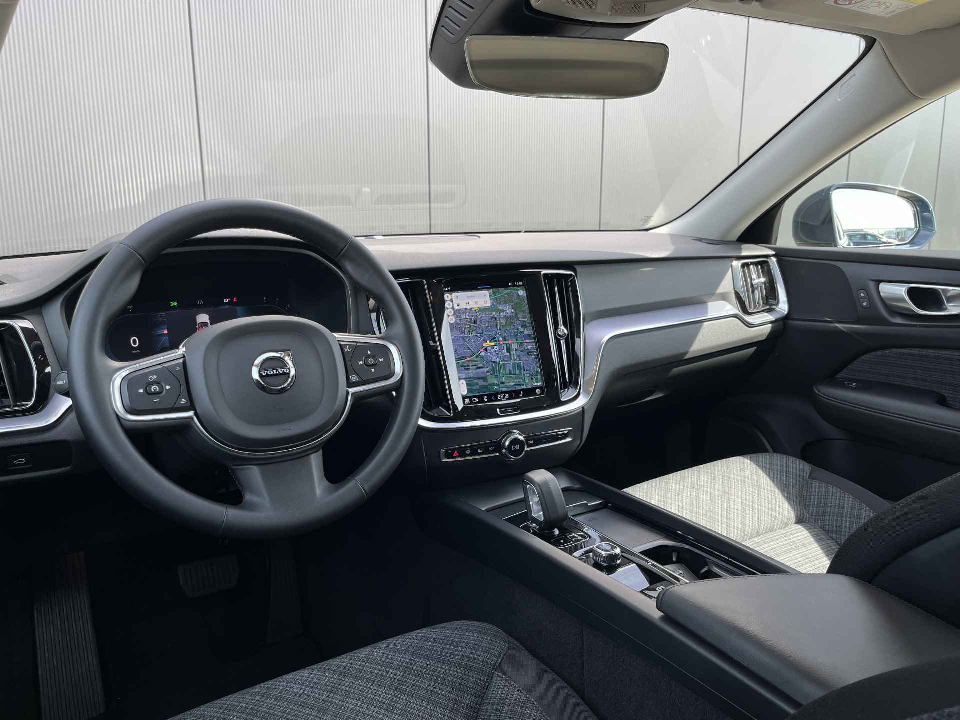 Volvo V60 2.0 B4 | Camera | Adaptive Cruise | Stoelverwarming | CarPlay | - 7/31