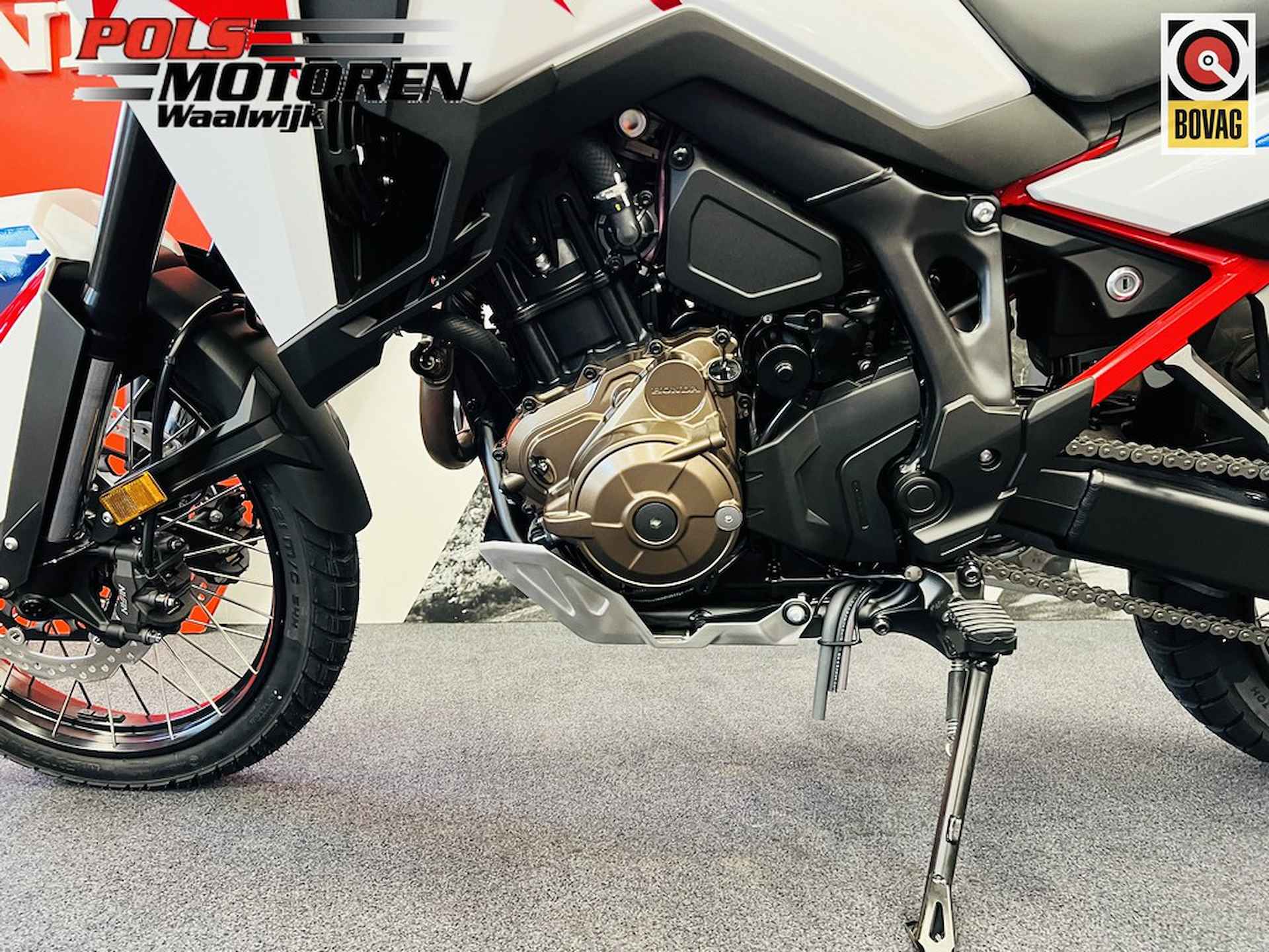 Honda CRF 1100 DA3R Africa Twin DCT Tricolor ES - 17/19