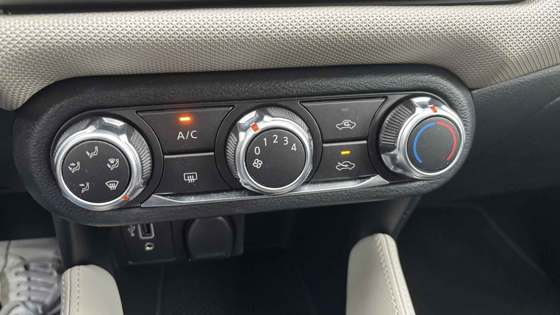 Nissan Micra 1.0 IG-T N-Connecta | Achteruitrijcamera | Airconditioning | Apple Carplay - 14/19