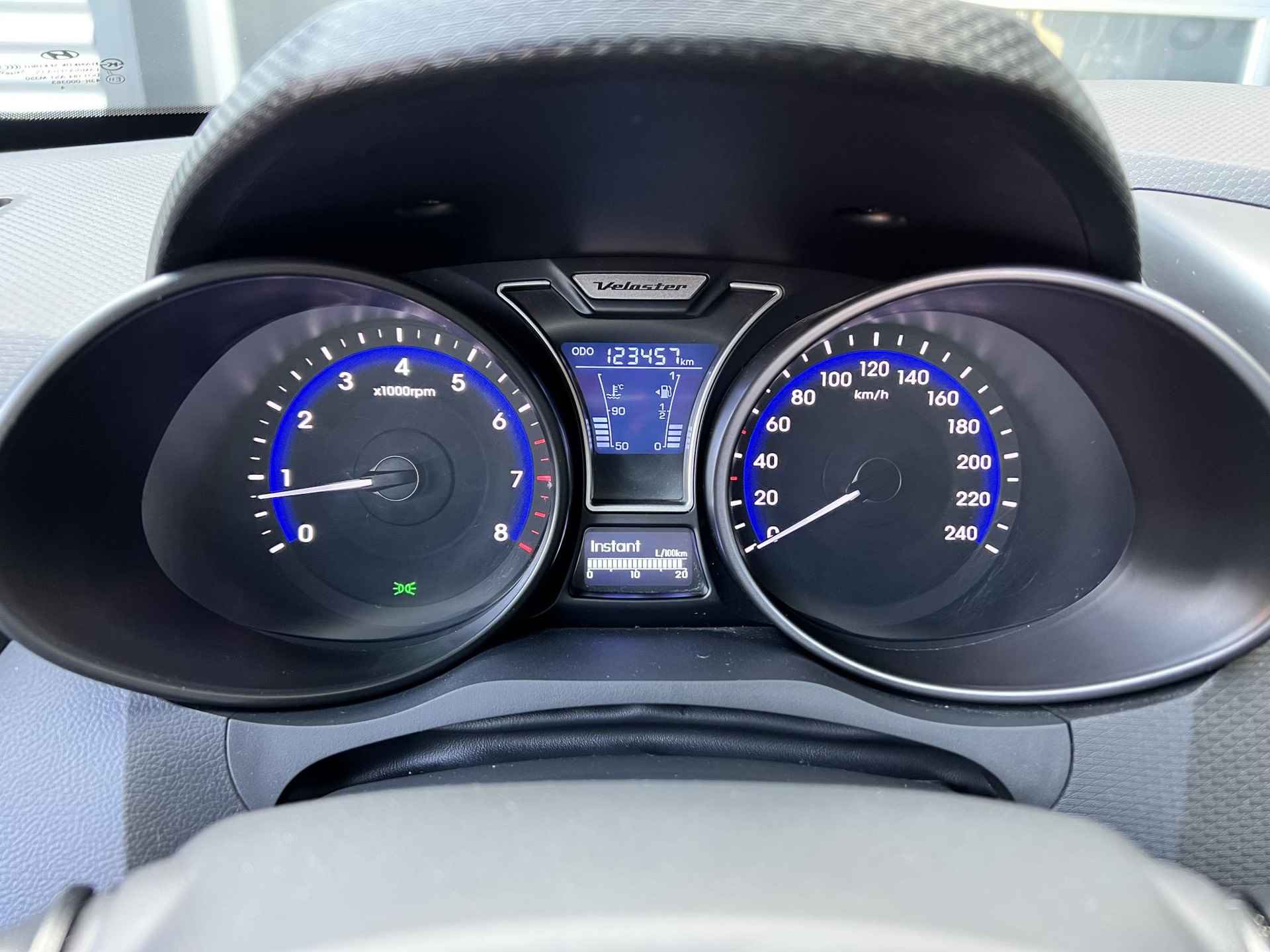 Hyundai Veloster 1.6 T-GDI i-Catcher Leder, Apple Carplay, Parksens, 18"LM, Bluetooth, Xenon, Climate Contr (MET GARANTIE*) - 15/28
