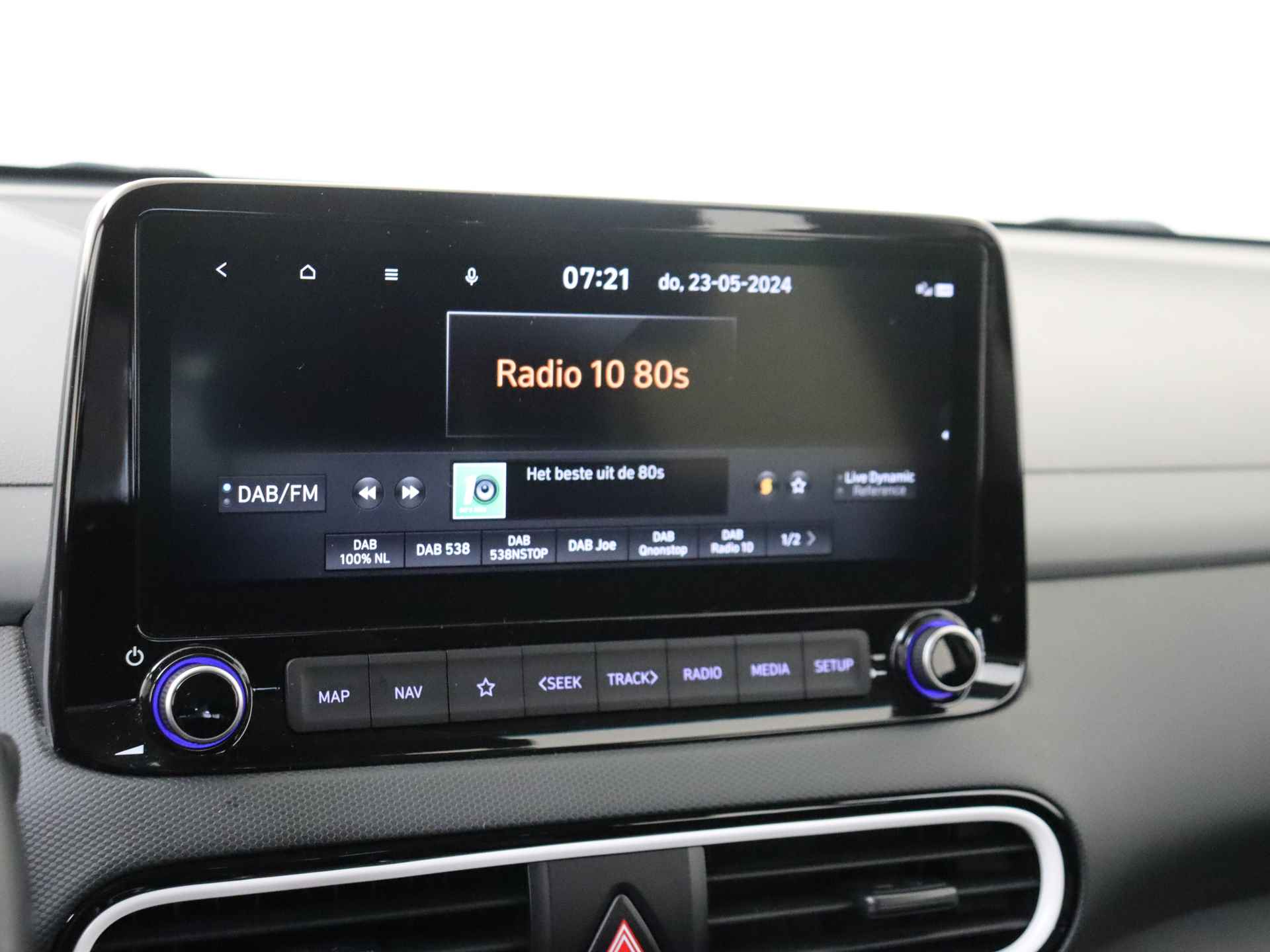 Hyundai KONA 1.6 GDI HEV Comfort Automaat | Navigatie | Climate Control - 16/32
