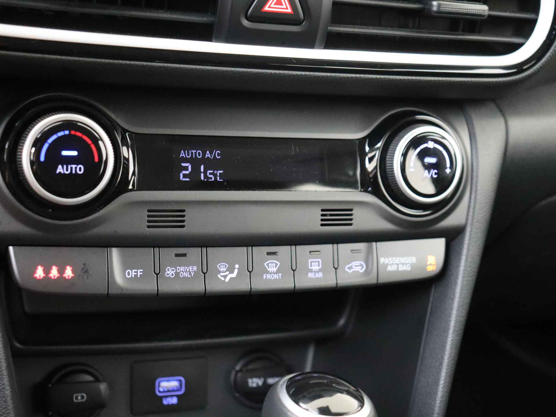 Hyundai KONA 1.6 GDI HEV Comfort Automaat | Navigatie | Climate Control - 19/32