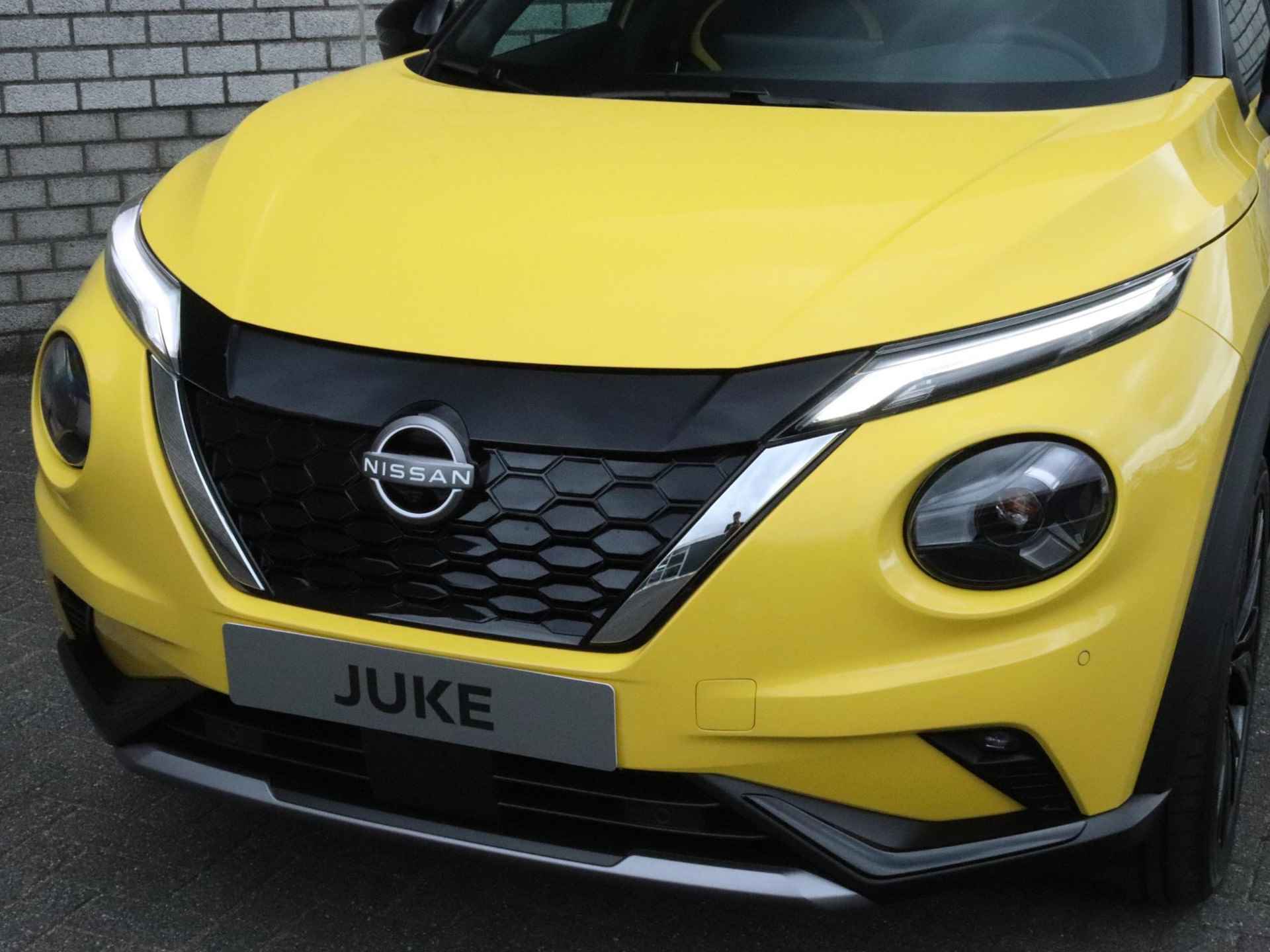 Nissan Juke 1.6 Hybrid 143 N-Sport Technology Pack ,Interior Pack Plus Iconic Yellow , Cold Pack - 14/34