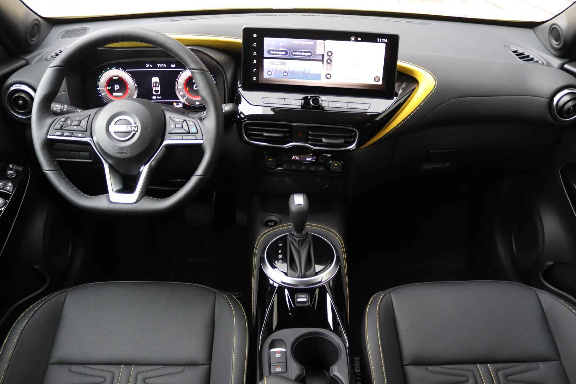 Nissan Juke 1.6 Hybrid 143 N-Sport Technology Pack ,Interior Pack Plus Iconic Yellow , Cold Pack - 33/34