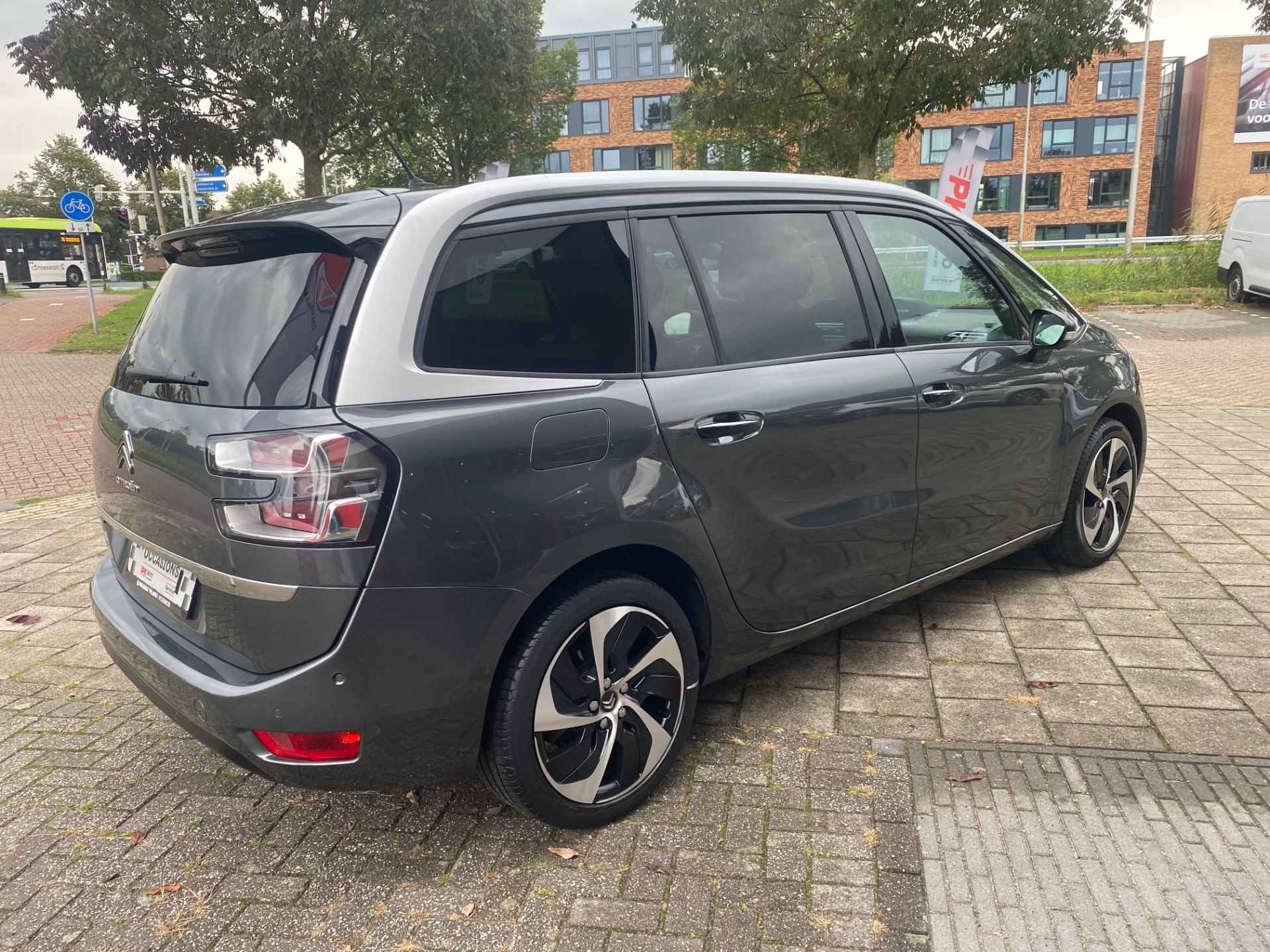 Citroën Grand C4 Picasso 1.6 e-THP Shine | Navi | Camera | 7 Seats | 82.817 km Dealeronderhouden - 5/22