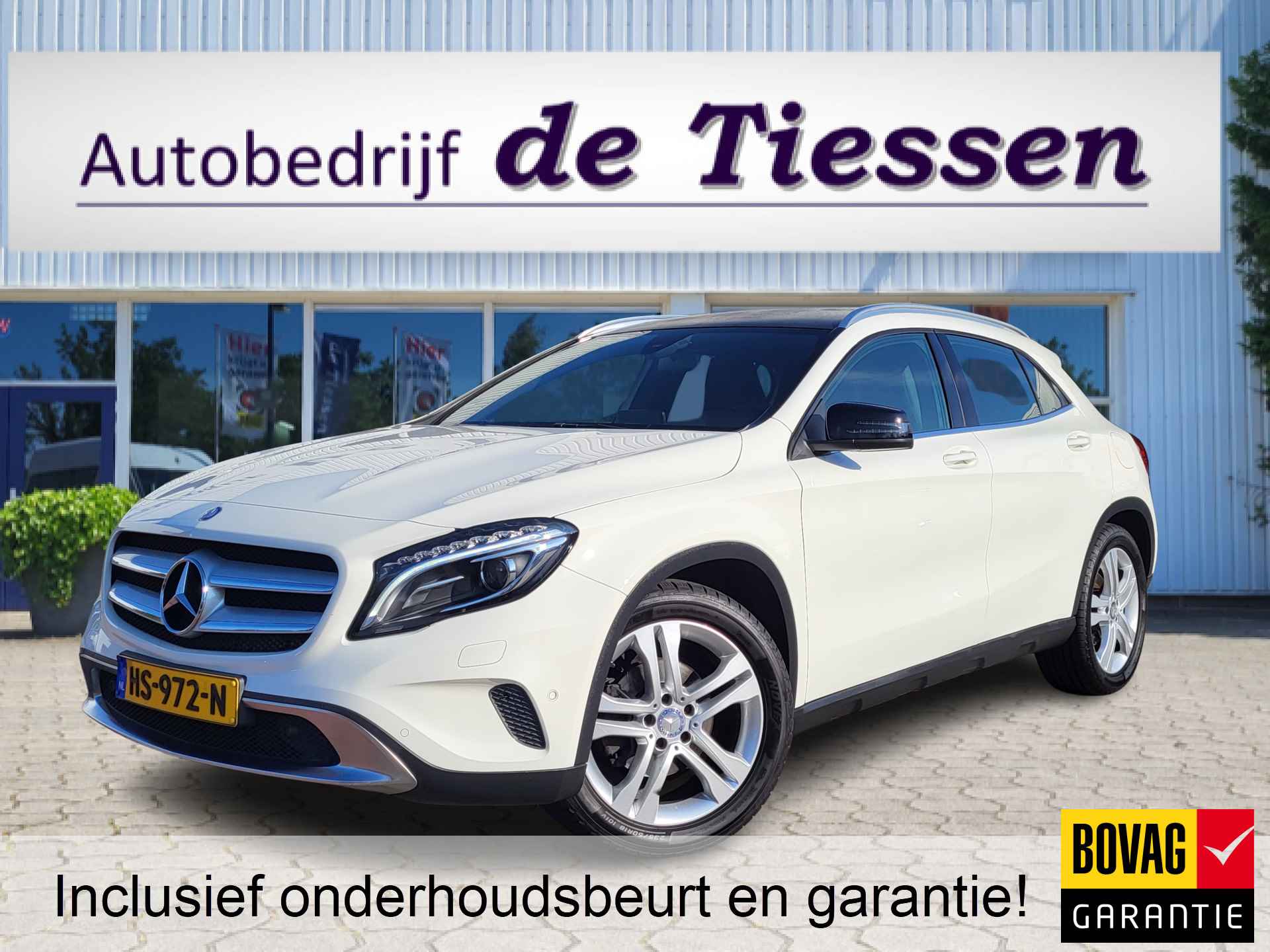 Mercedes-Benz GLA 180 Ambition Urban, Navigatie, Trekhaak, Half leer, PDC, Rijklaar met beurt & garantie! - 1/30
