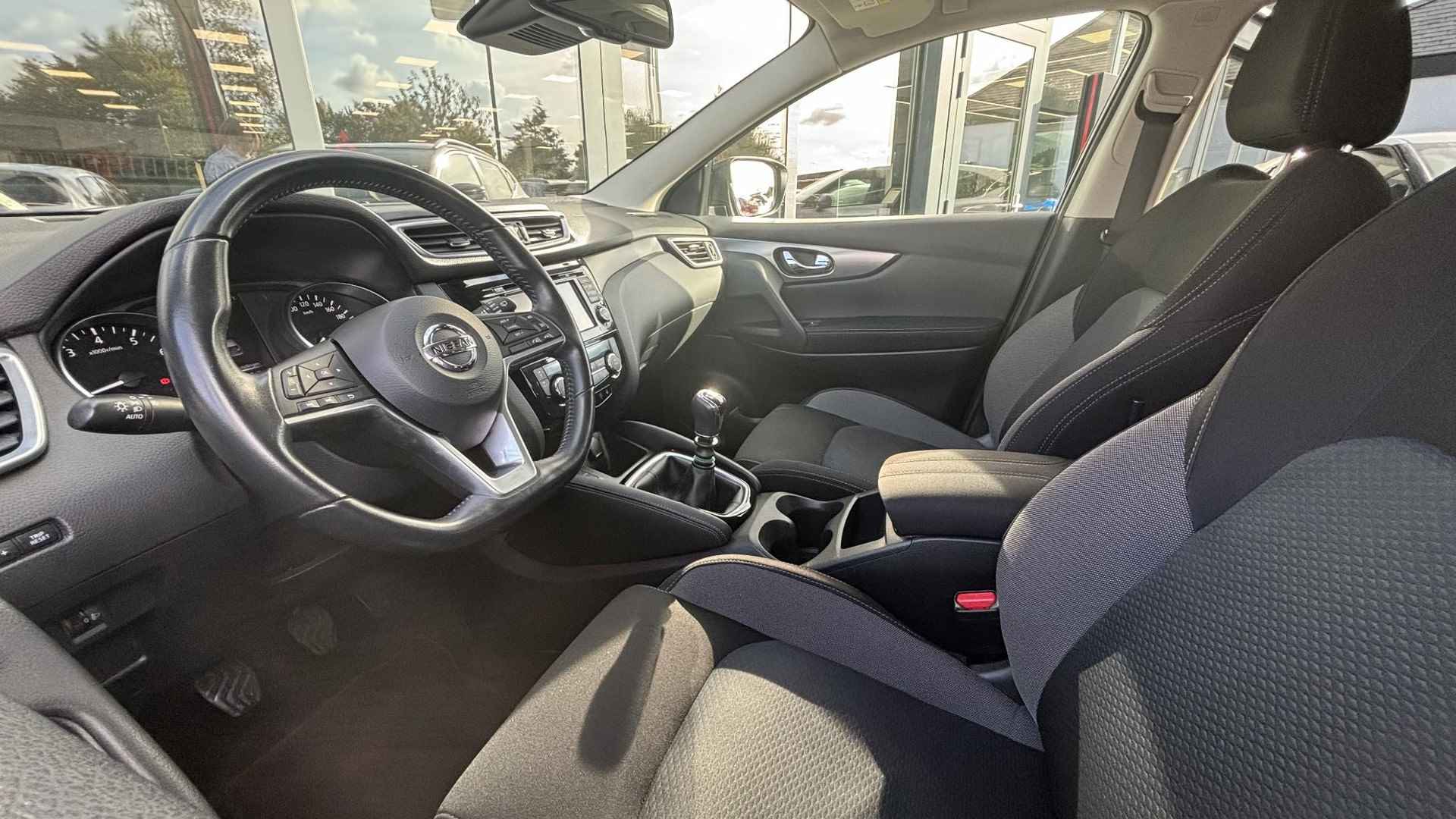 Nissan Qashqai 1.2 DIG-T 115 N-Connecta | Panoramadak | 360 Camera | - 23/28