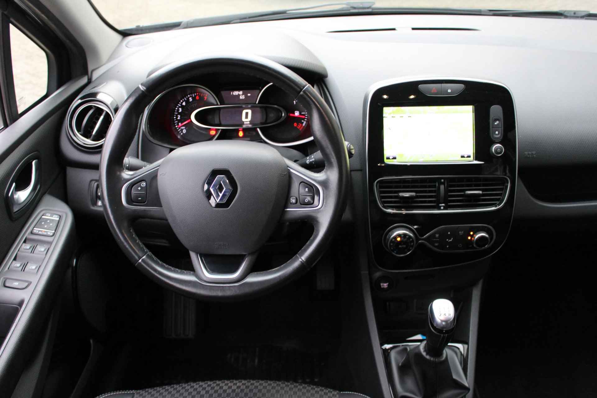 Renault Clio 0.9 TCe 90 Intens | Navigatiesysteem | Parkeersensoren | Cruisecontrol - 28/31