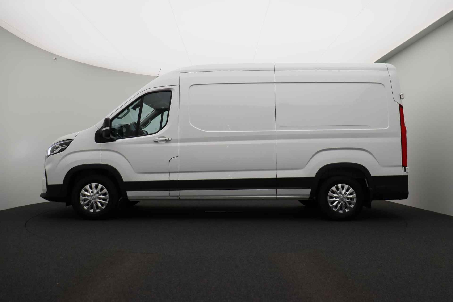 Maxus eDeliver 9 L3H3 Business 72 kWh - 2/53