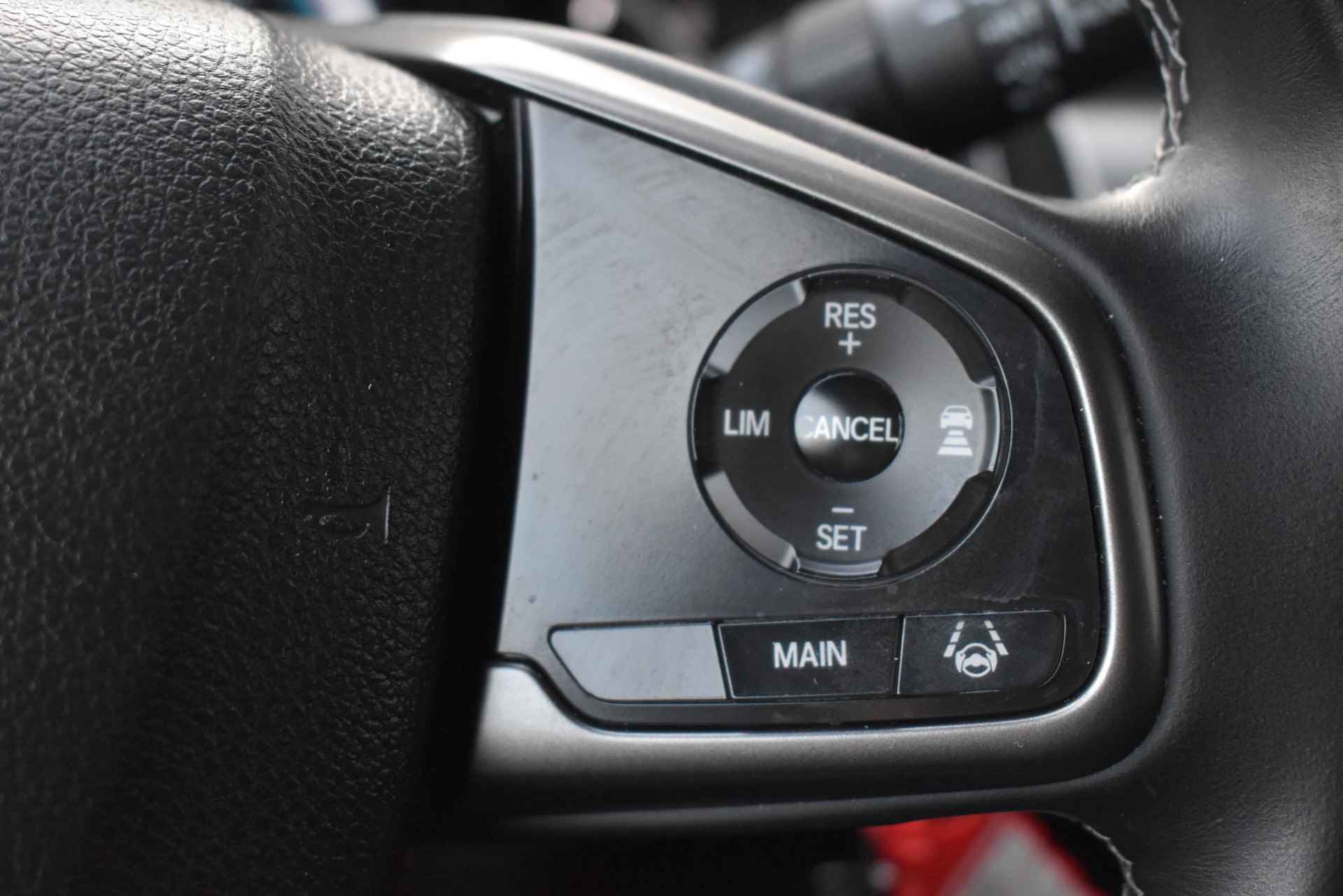 Honda Civic 1.0 i-VTEC Elegance |Zeer nette auto| Zeer compleet| Navigatie| Achteruitrijcamera| Stoelverwarming| - 8/38
