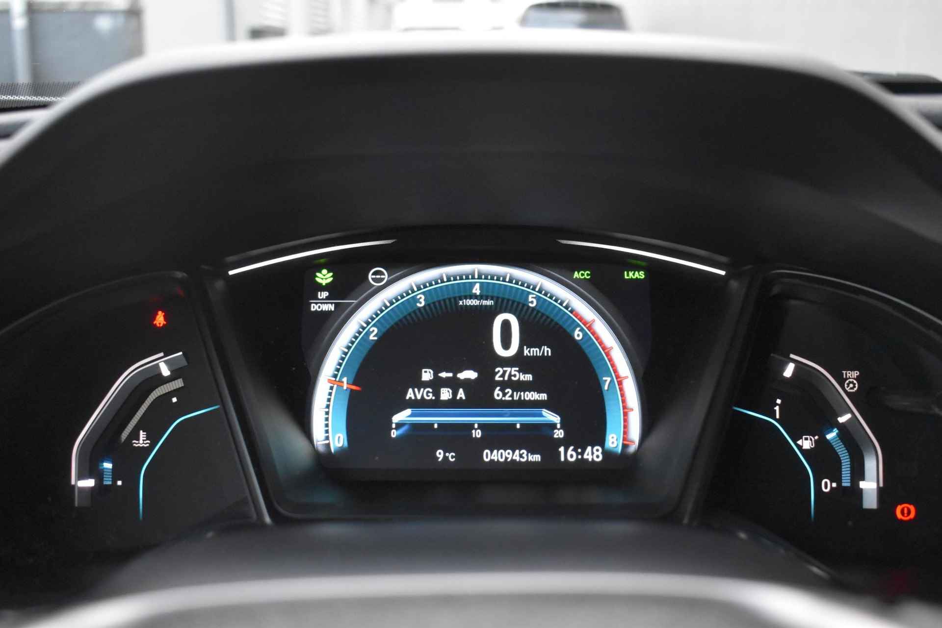 Honda Civic 1.0 i-VTEC Elegance |Zeer nette auto| Zeer compleet| Navigatie| Achteruitrijcamera| Stoelverwarming| - 22/38