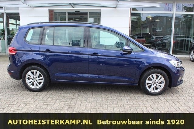 Volkswagen Touran 2.0 TDI 150 PK DSG 7p ACC LED Navi Stoelverwarming 7 zitter