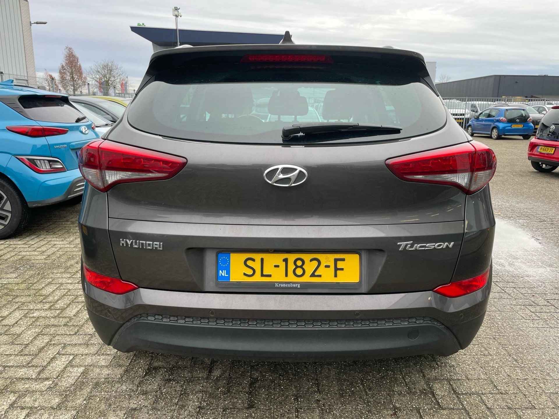 Hyundai Tucson 1.6 GDi i-Motion Navigatie / Camera / Cruise Control / Trekhaak  / Stoelverwarming. - 7/20