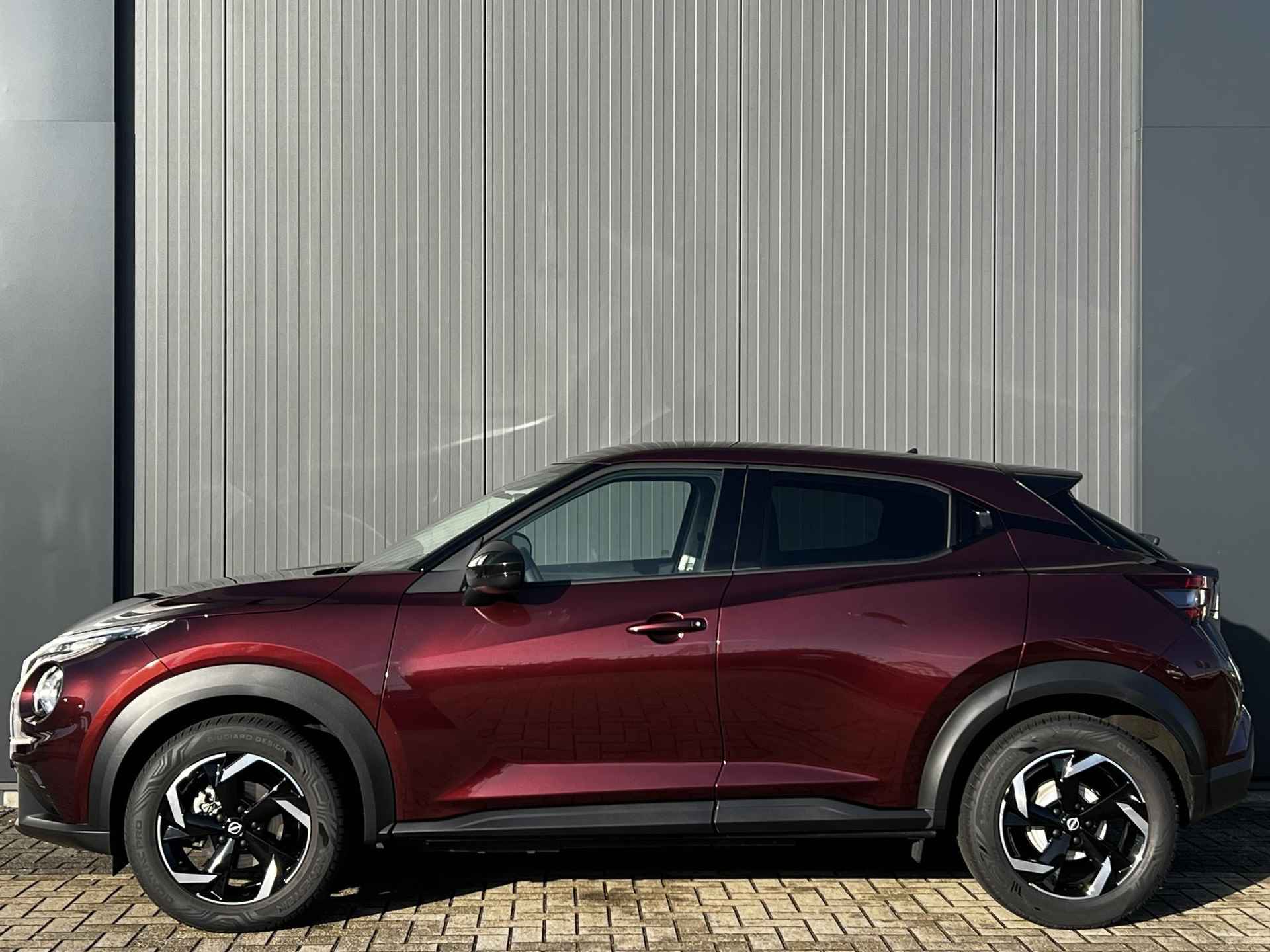 Nissan Juke 1.0 DIG-T 114 Acenta Parkeersensoren | Camera | Navigatie | Carplay | 17 inch velgen - 15/25