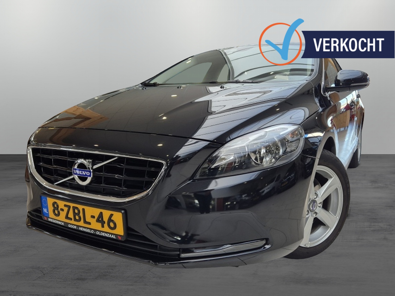 Volvo V40 1.6 T2 Momentum [TREKHAAK| ALLSEASON| DEALER ONDERHOUDEN| ORIGIN