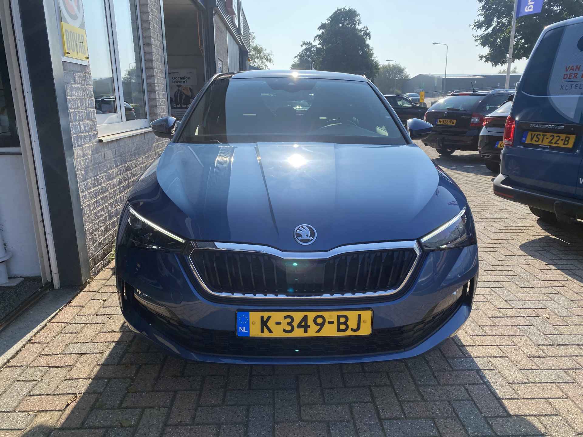 Škoda Scala 1.0 TSI Sport Business / PANO/ PARK. SENSOREN/ LED/ CRUISE/ APP CONNECT/ CLIMA/ DAB/ - 31/38