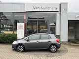 Toyota Auris 1.4-16V Terra