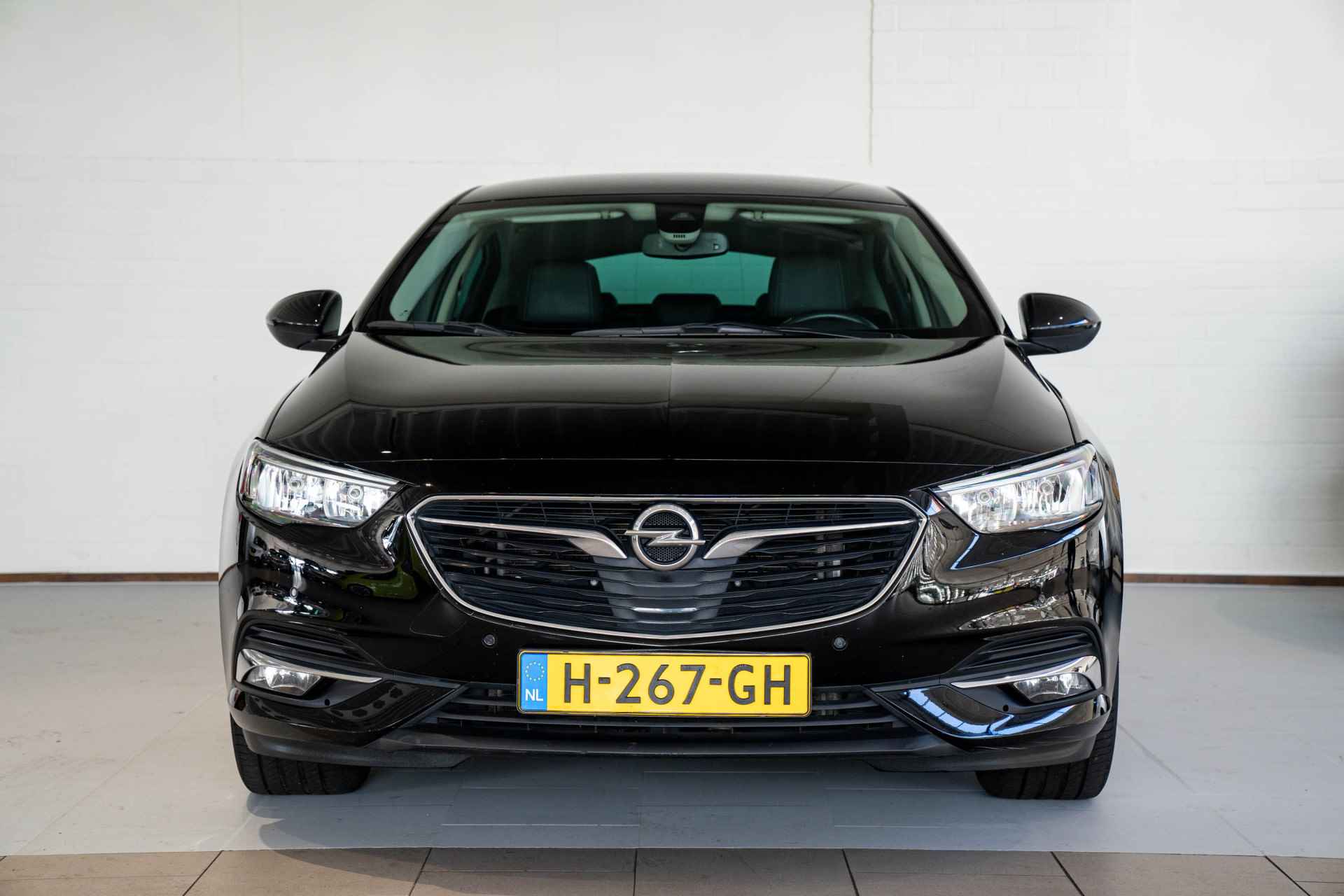 Opel Insignia Grand Sport 1.5 Turbo Innovation Automaat | Trekhaak | Stoel & Stuurverwarming | Verwarmd voorraam | Climate Controle | - 2/39