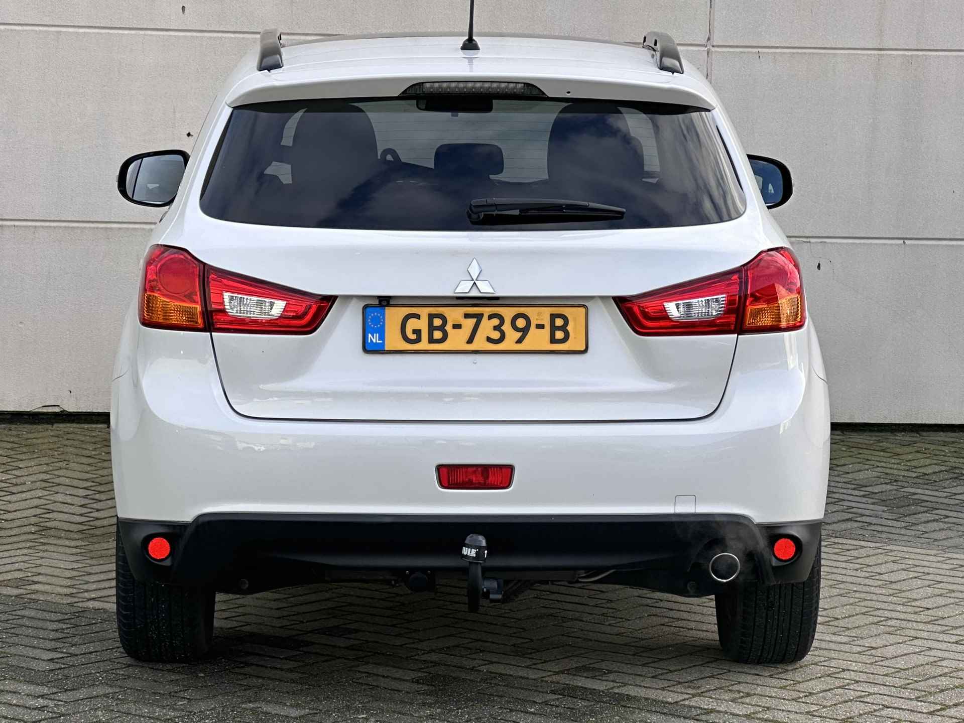 Mitsubishi ASX 1.6 Cleartec Intense+ / Navigatie / Achteruitrijcamera / Panoramadak / Trekhaak / Climate Control / Cruise Control / Keyless / - 7/26