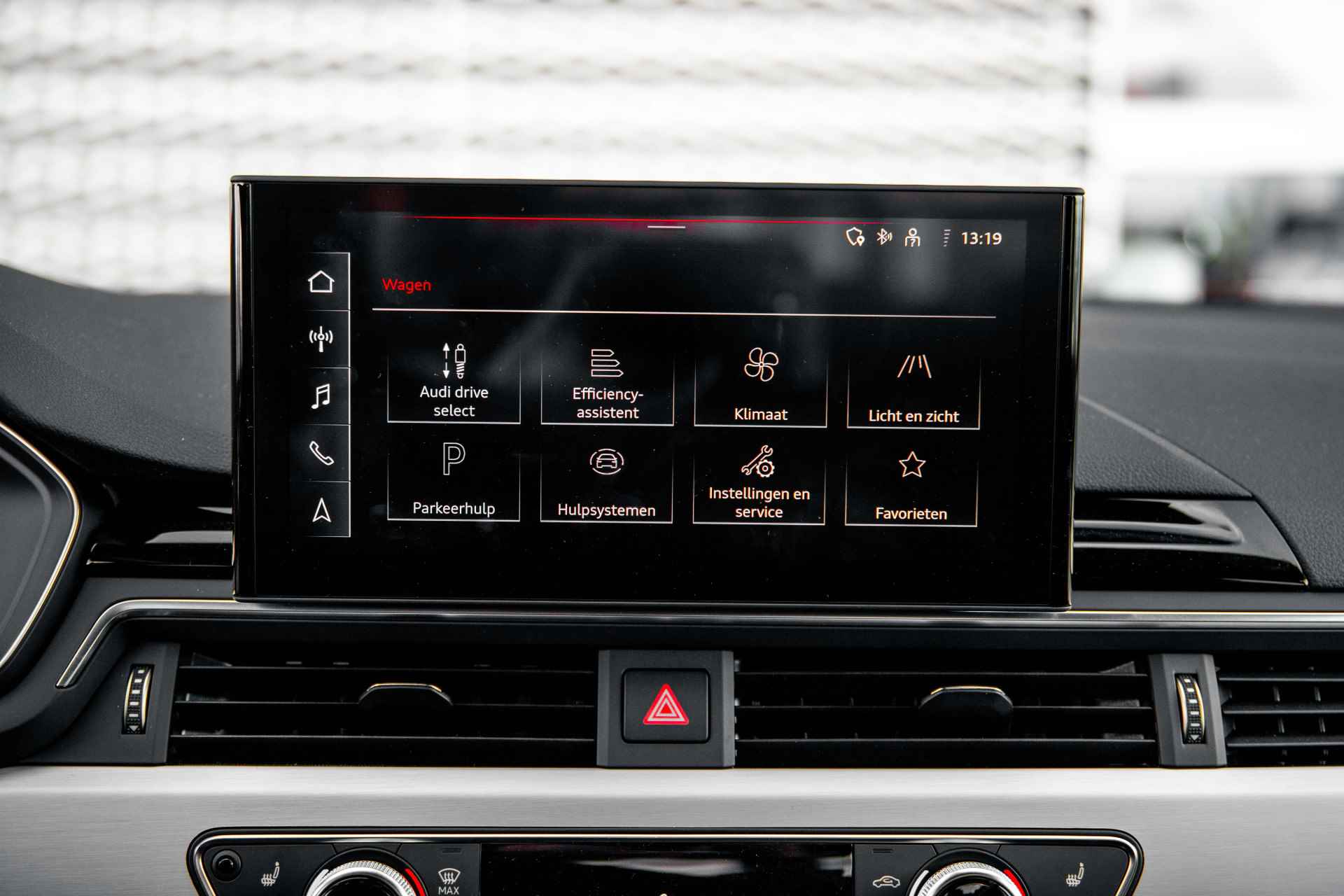 Audi A4 Limousine 35 TFSI 150PK S edition | 360 Camera | Elektrische Stoelen | Stoelverwarming | Ambiente Lichtpakket Plus | - 58/64