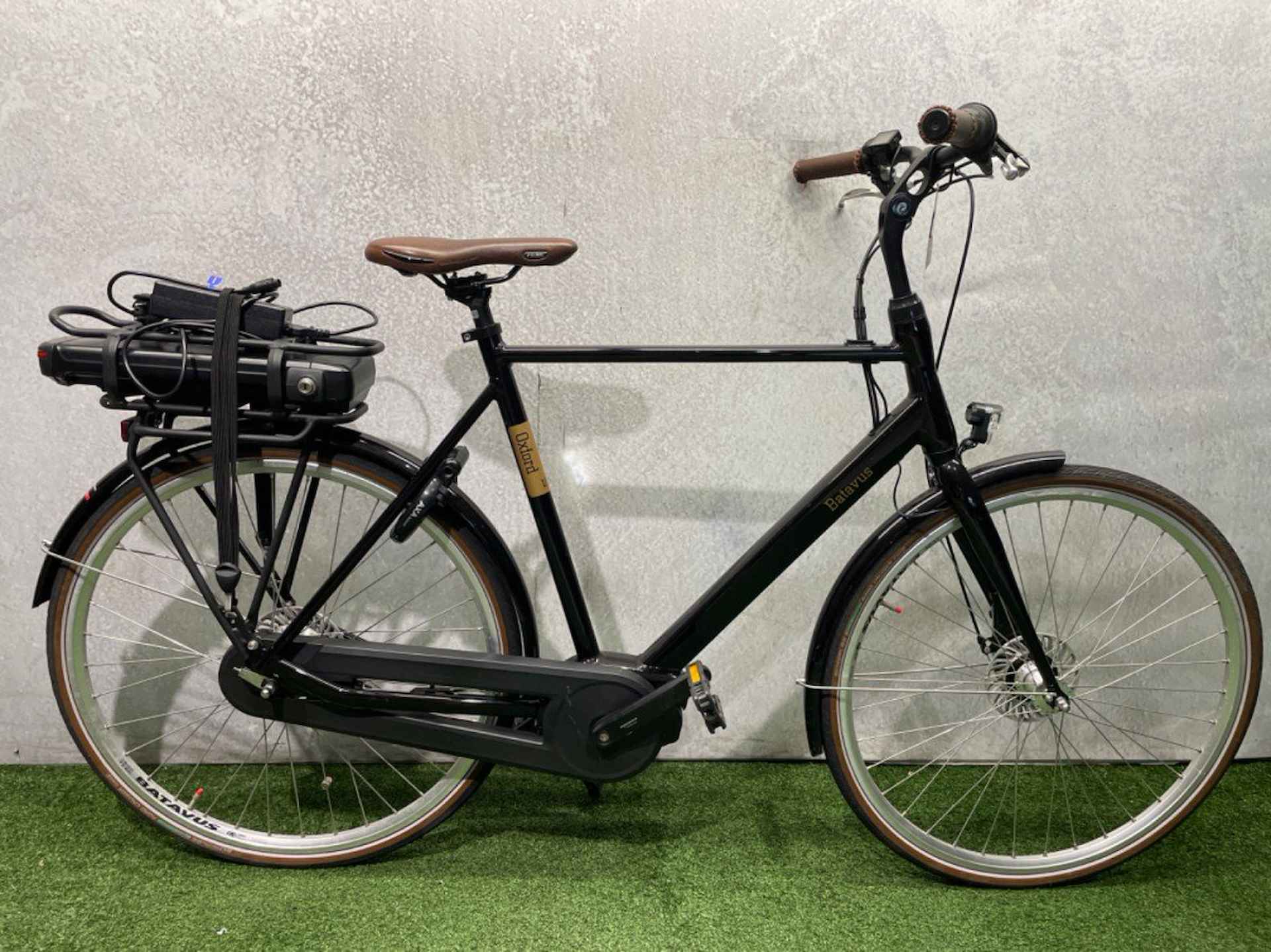 Batavus Oxford Emotion 396Wh. Heren Zwart 61cm 2022 - 1/2