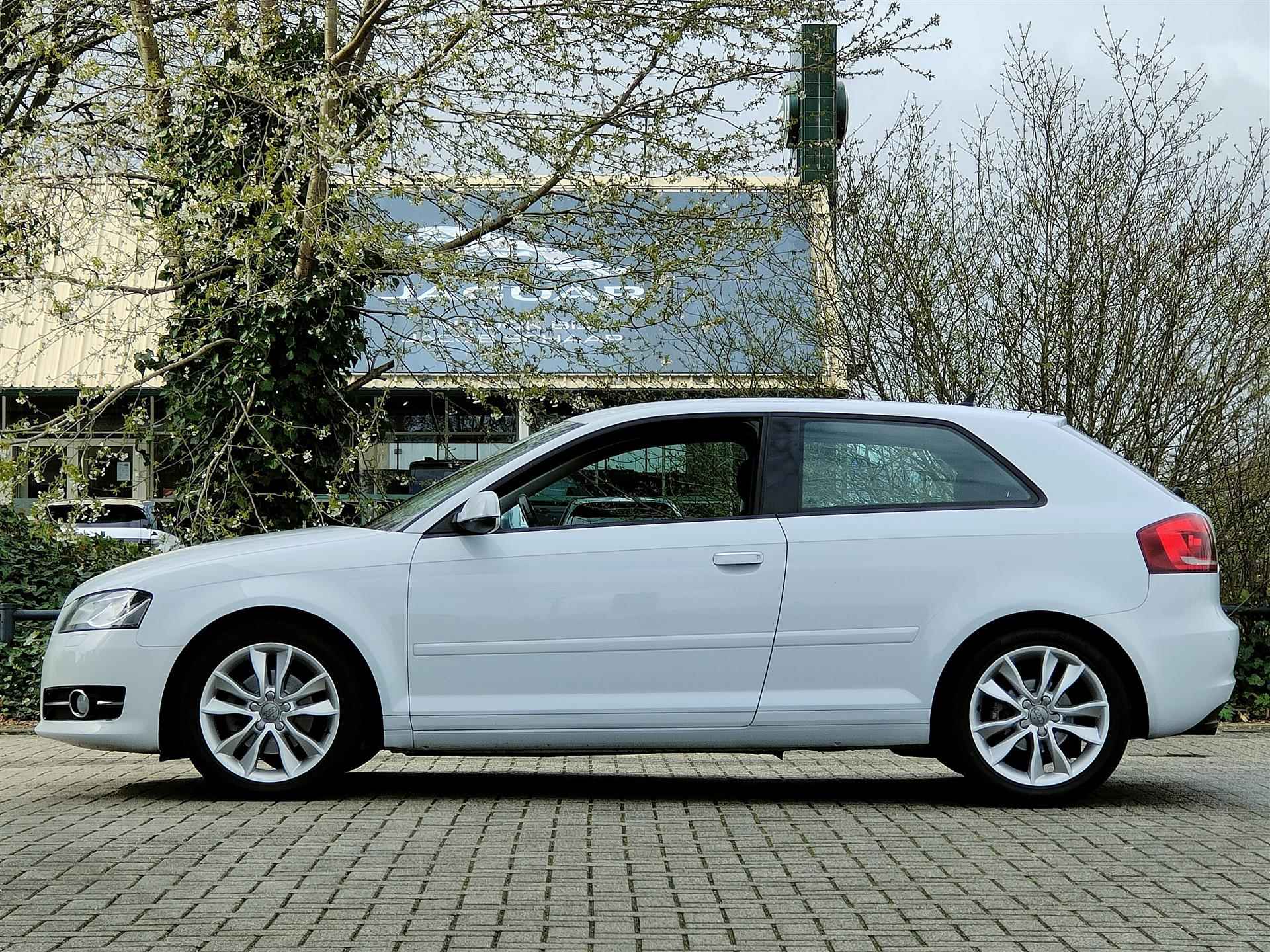 Audi A3 1.4 TFSI Ambition Advance | Cruise control | Xenon | Climate | Trekhaak - 9/22