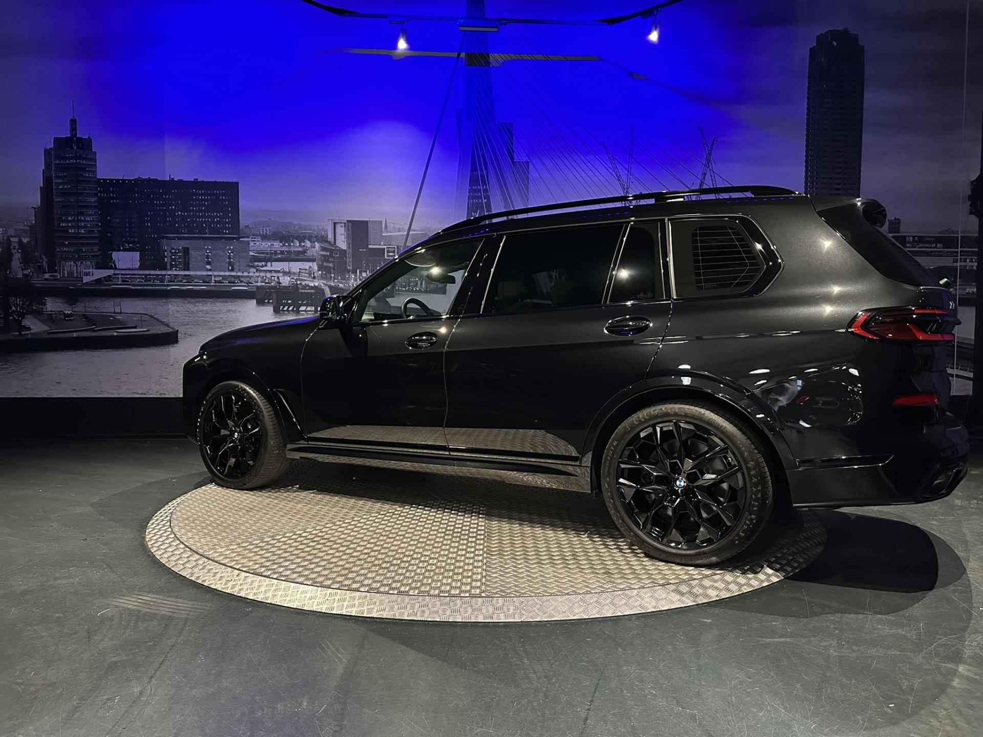 BMW X7 M60i xDrive M-Pakket *7Persoons*Headup* - 9/37