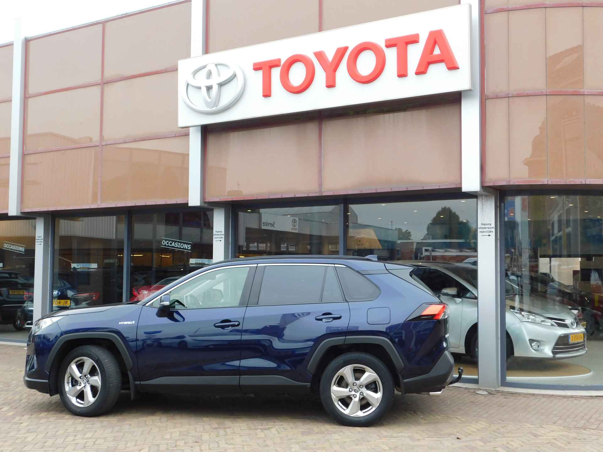 Toyota RAV4 2.5 Hybrid First Edition - 3/38