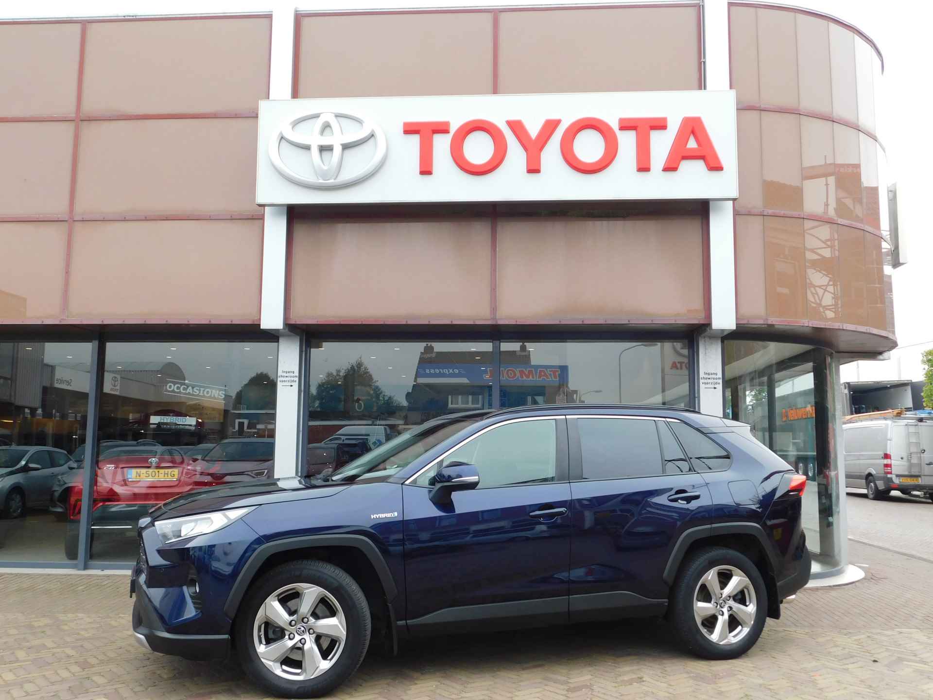 Toyota RAV4 2.5 Hybrid First Edition - 4/38