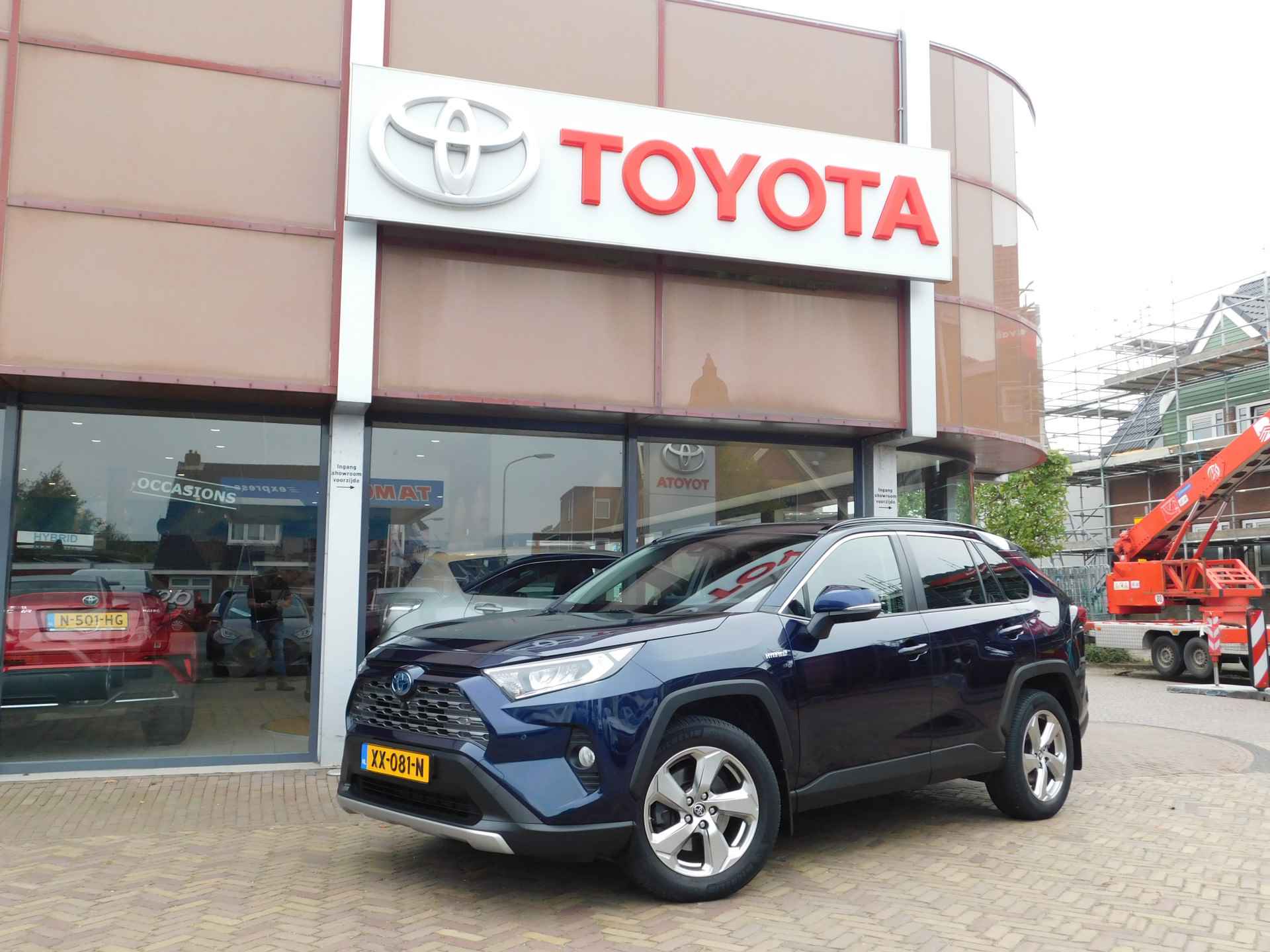 Toyota RAV4 2.5 Hybrid First Edition - 6/38