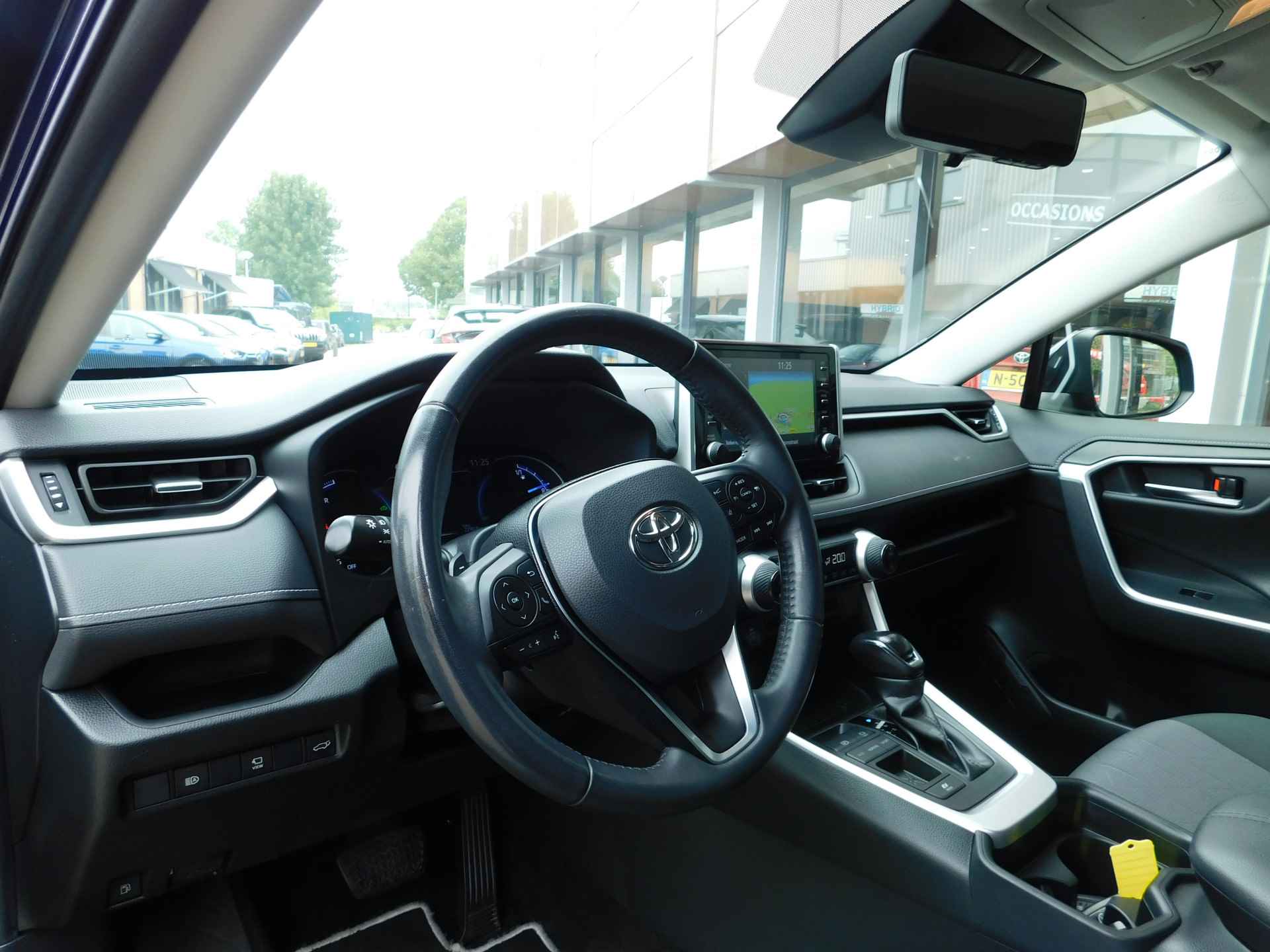 Toyota RAV4 2.5 Hybrid First Edition - 16/38