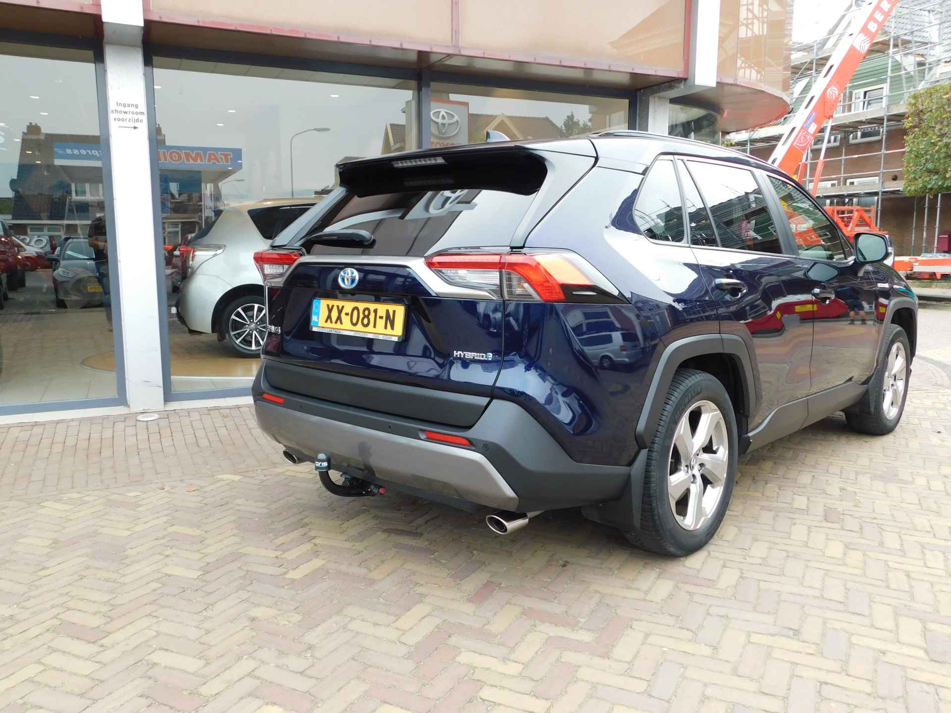 Toyota RAV4 2.5 Hybrid First Edition - 35/38