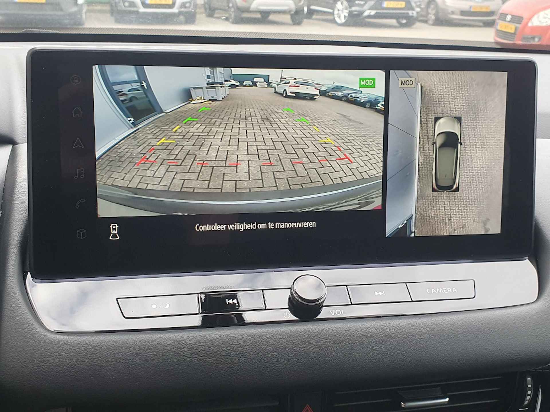 Nissan QASHQAI 1.3 MHEV N-Connecta Automaat Navigatie, Adaptive Cruise Control, 360 Camera, 18"Lm,Stoel/Stuurverwarming, LED - 10/30