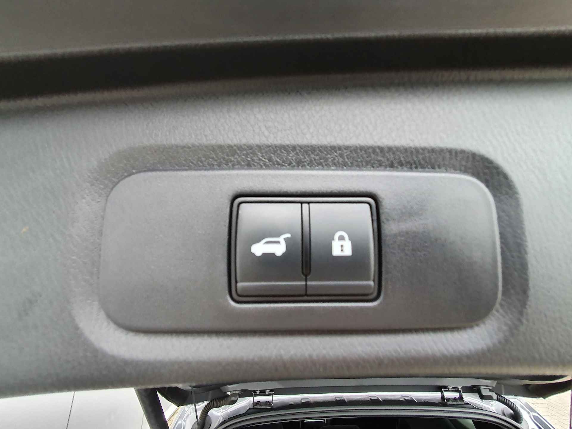 Nissan QASHQAI 1.3 MHEV N-Connecta Automaat Navigatie, Adaptive Cruise Control, 360 Camera, 18"Lm,Stoel/Stuurverwarming, LED - 27/30
