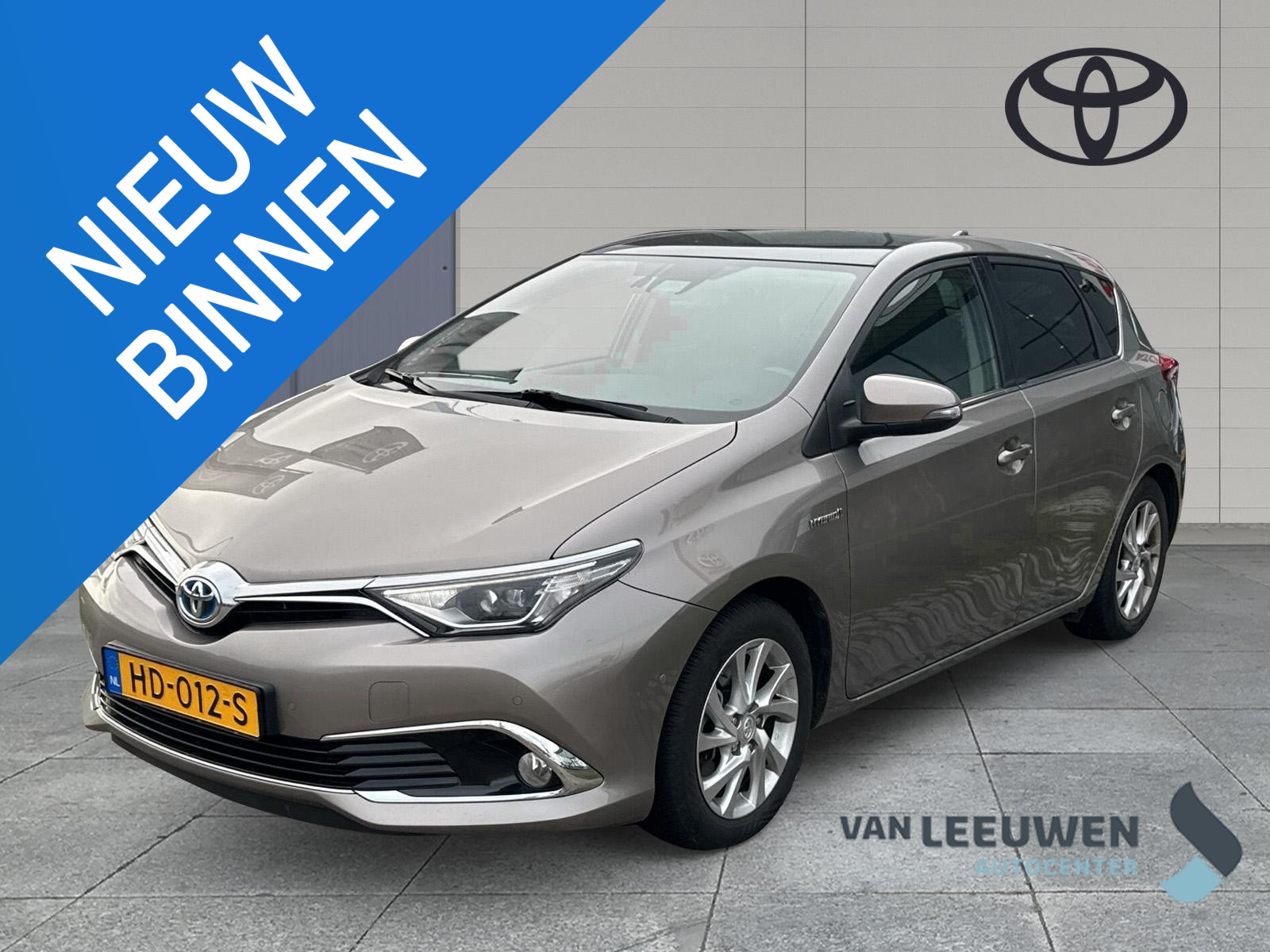 Toyota Auris 1.8 Hybrid Lease Pro