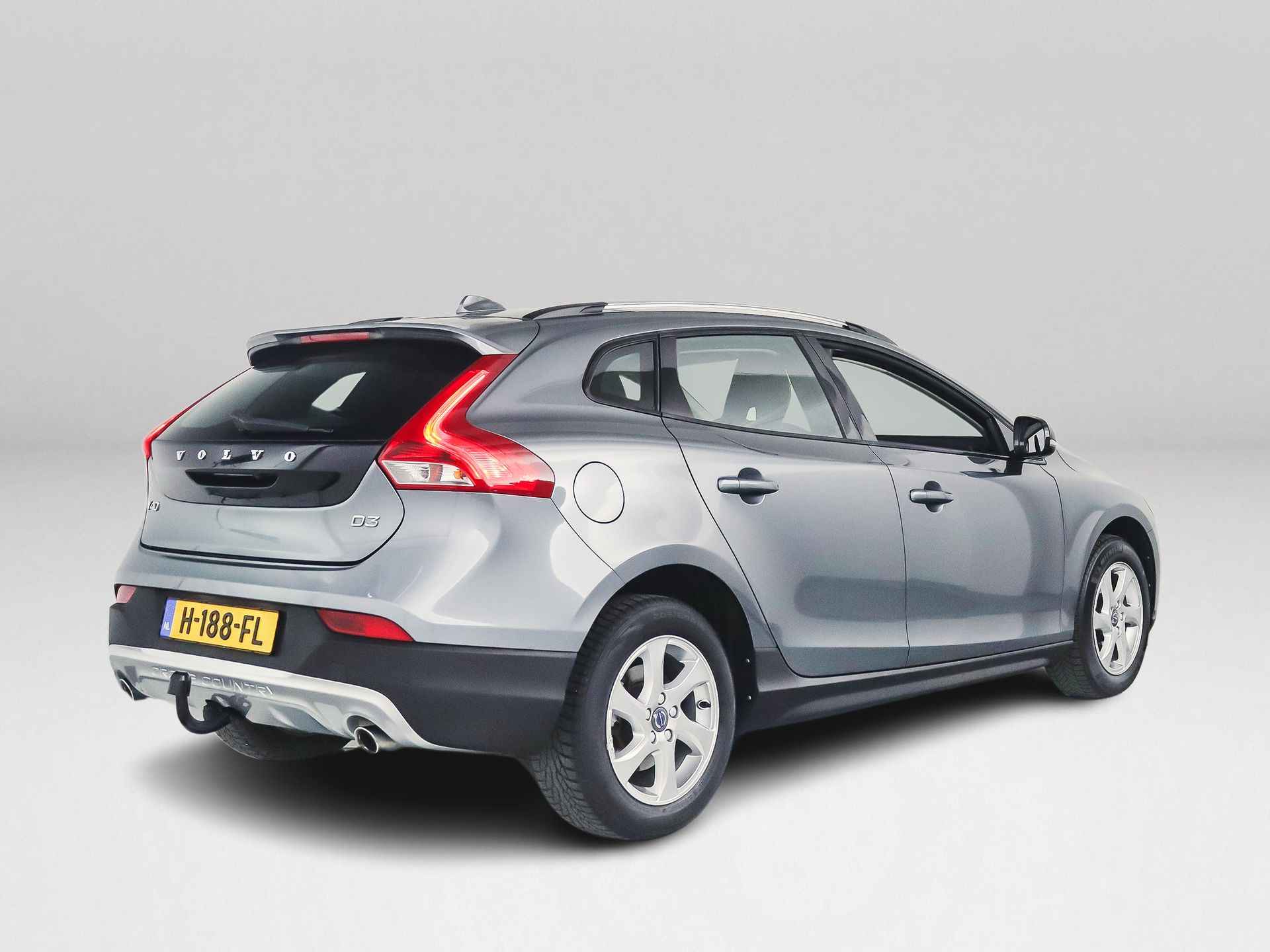 Volvo V40 Cross Country D3 Aut. Momentum | Trekhaak | Parkeercamera | Panoramadak - 3/31