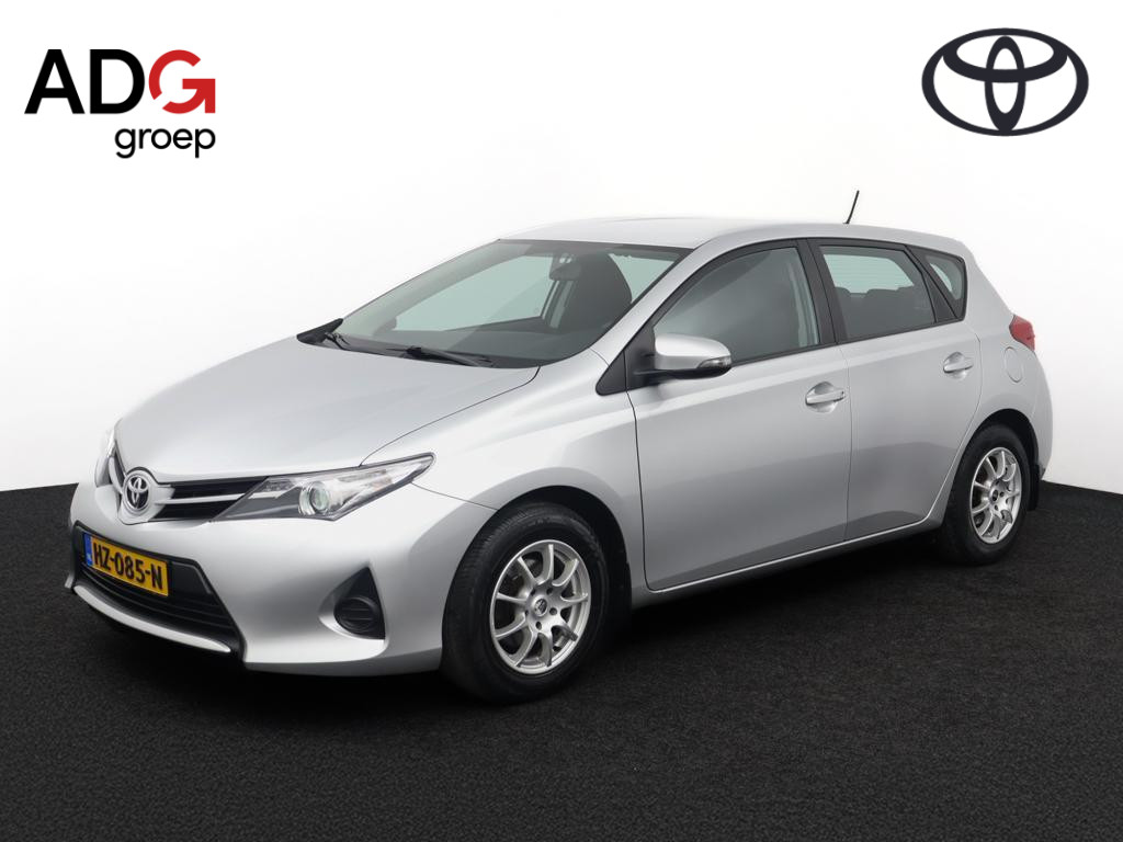 Toyota Auris 1.3 Comfort | Climate control | Trekhaak | Radio Cd speler |