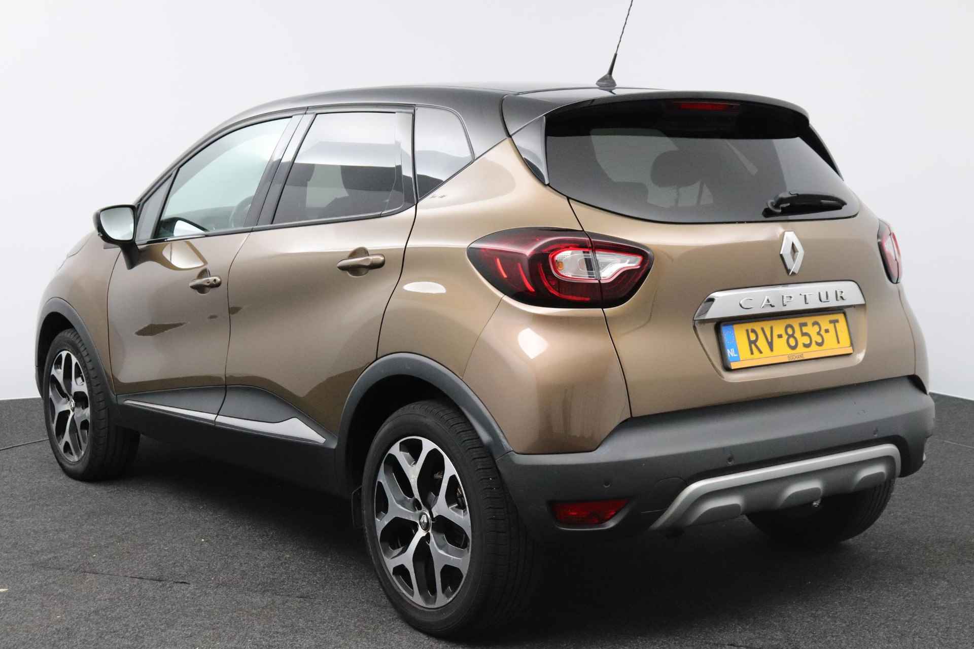 Renault Captur 0.9 TCe 90 Intens - 7/35