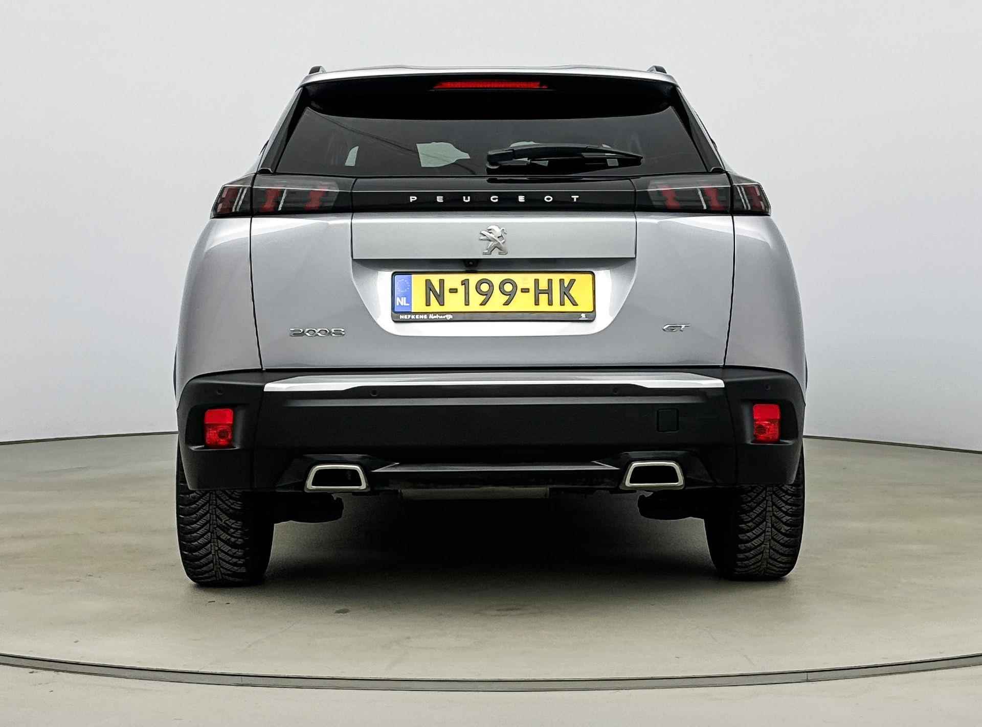 Peugeot 2008 SUV 1.2 130 pk Allure | Navigatie | Camera | 3D Scherm | Stoelverwarming - 7/35