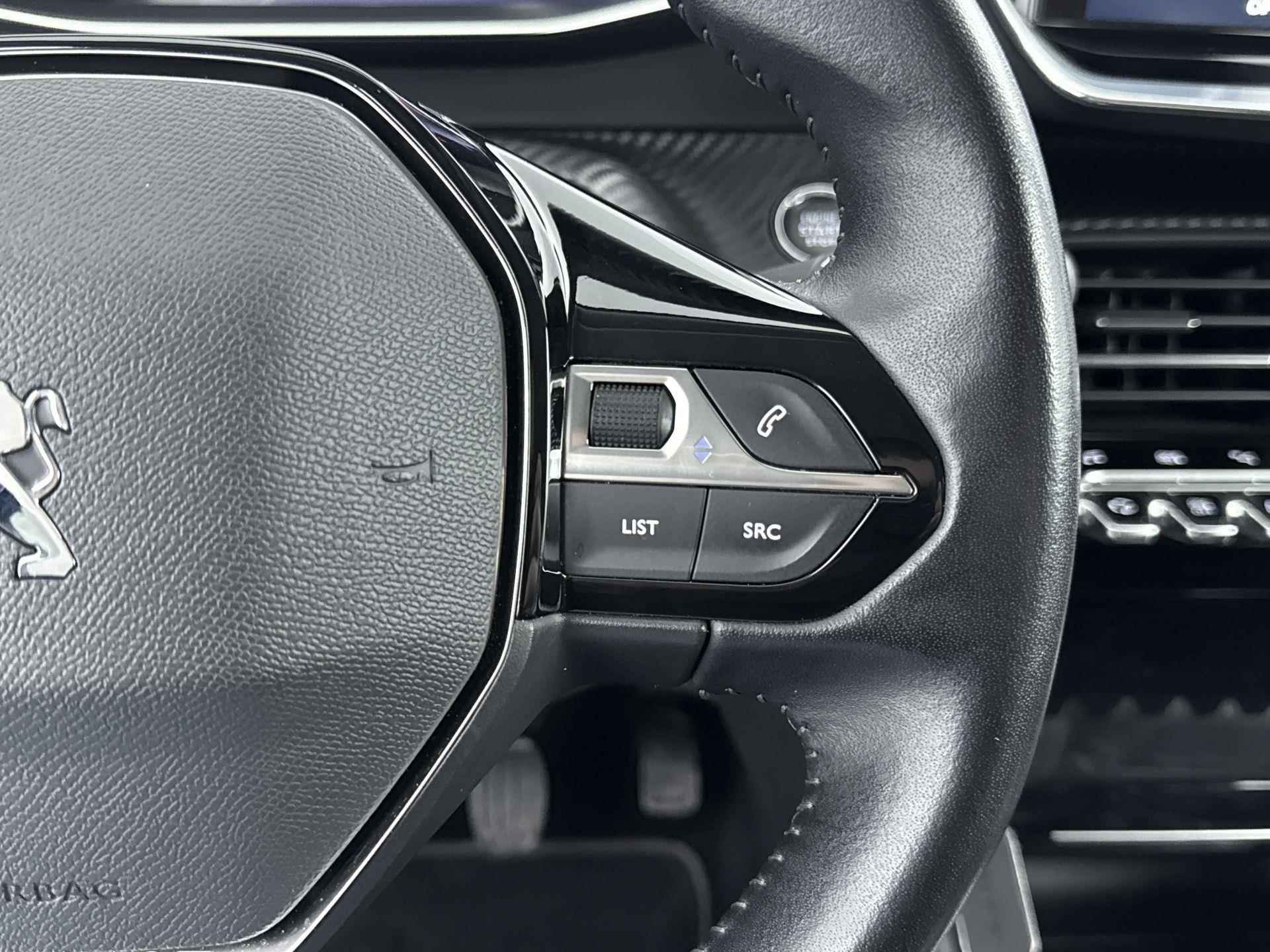 Peugeot 2008 SUV 1.2 130 pk Allure | Navigatie | Camera | 3D Scherm | Stoelverwarming - 18/35