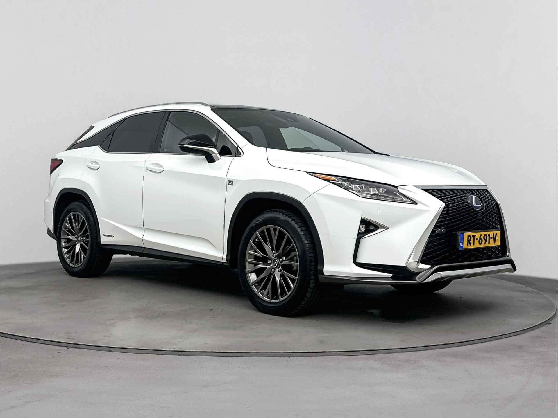 Lexus RX 450h 4WD F Sport Line | 1e Eigenaar | Navigatie | Trekhaak | Panoramadak | Head up Display | Stuurwiel verwarmd | Draadloze telefoonlader | - 28/43