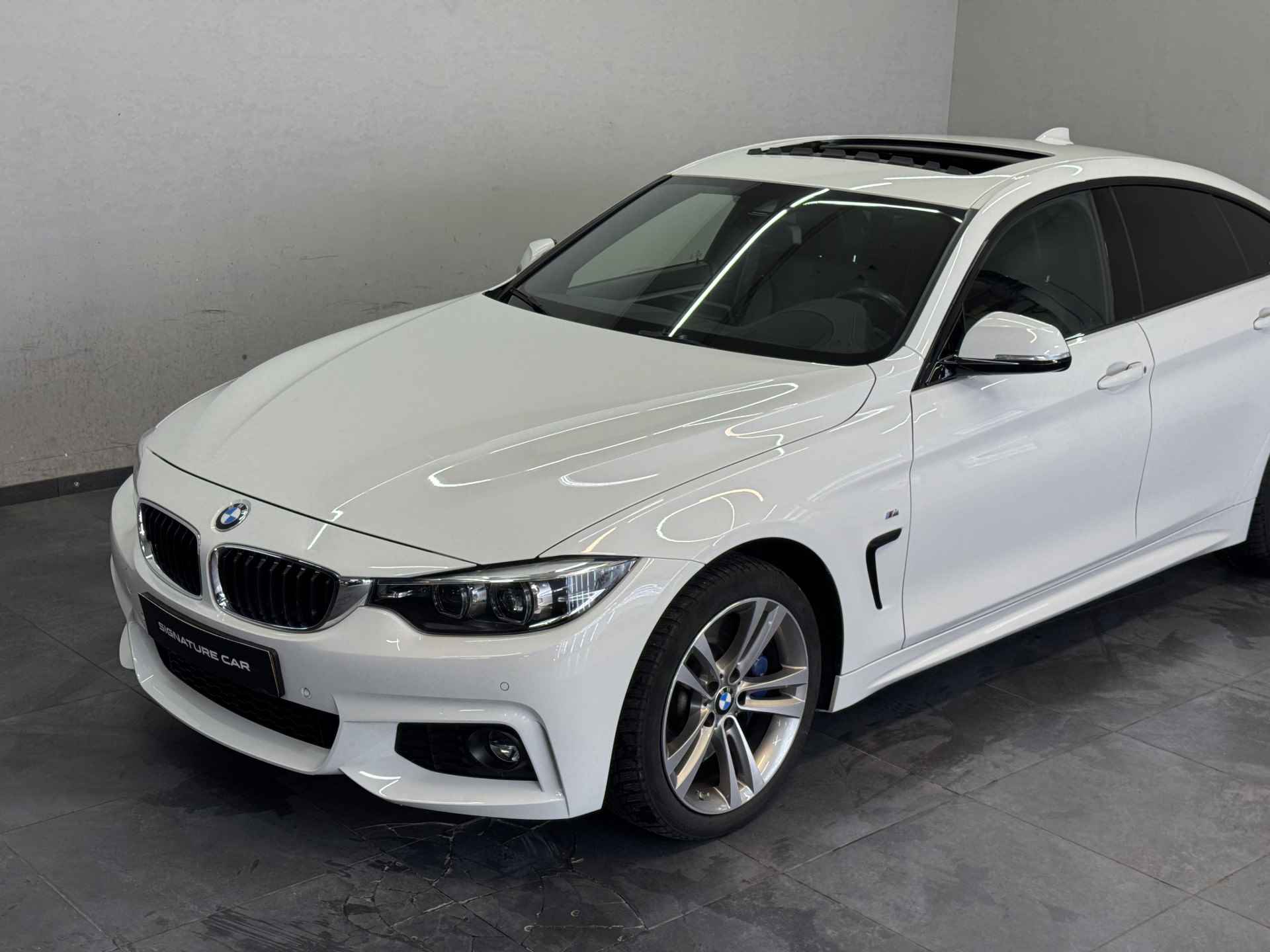 BMW 4-serie Gran Coupé 430i xDrive High Executive✅Panoramadak✅Origineel Nederlands✅M-Sport✅Headup-Display✅Open Dak✅Stoelverwarming✅M-Pakket✅ - 19/97