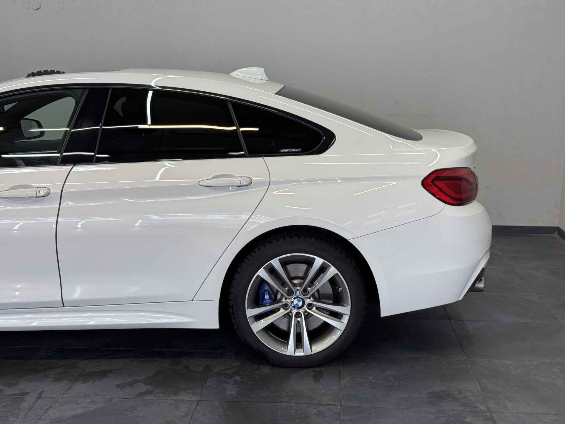 BMW 4-serie Gran Coupé 430i xDrive High Executive✅Panoramadak✅Origineel Nederlands✅M-Sport✅Headup-Display✅Open Dak✅Stoelverwarming✅M-Pakket✅ - 24/97